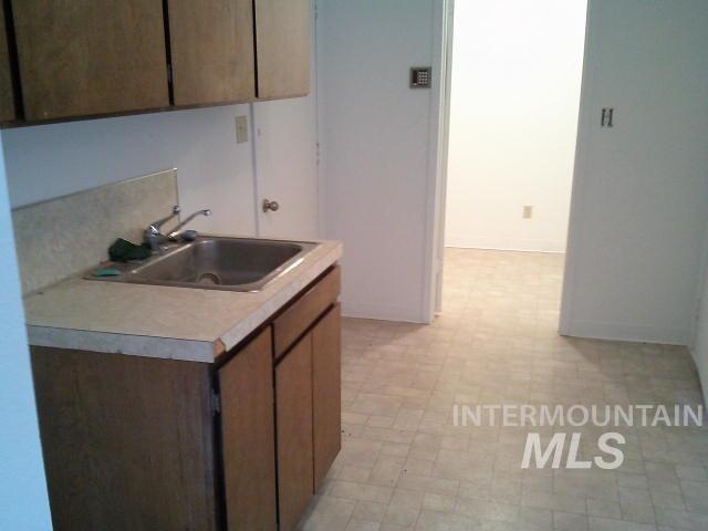 23621 Old Highway 30 Property Photo 16