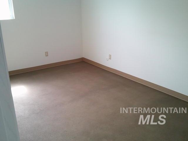 23621 Old Highway 30 Property Photo 16