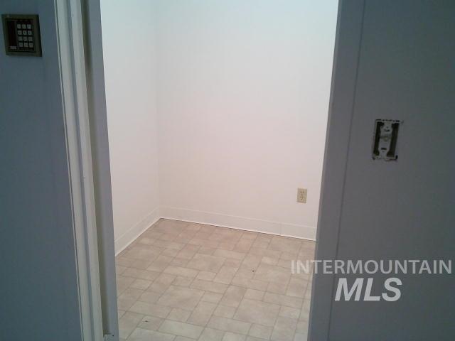 23621 Old Highway 30 Property Photo 18
