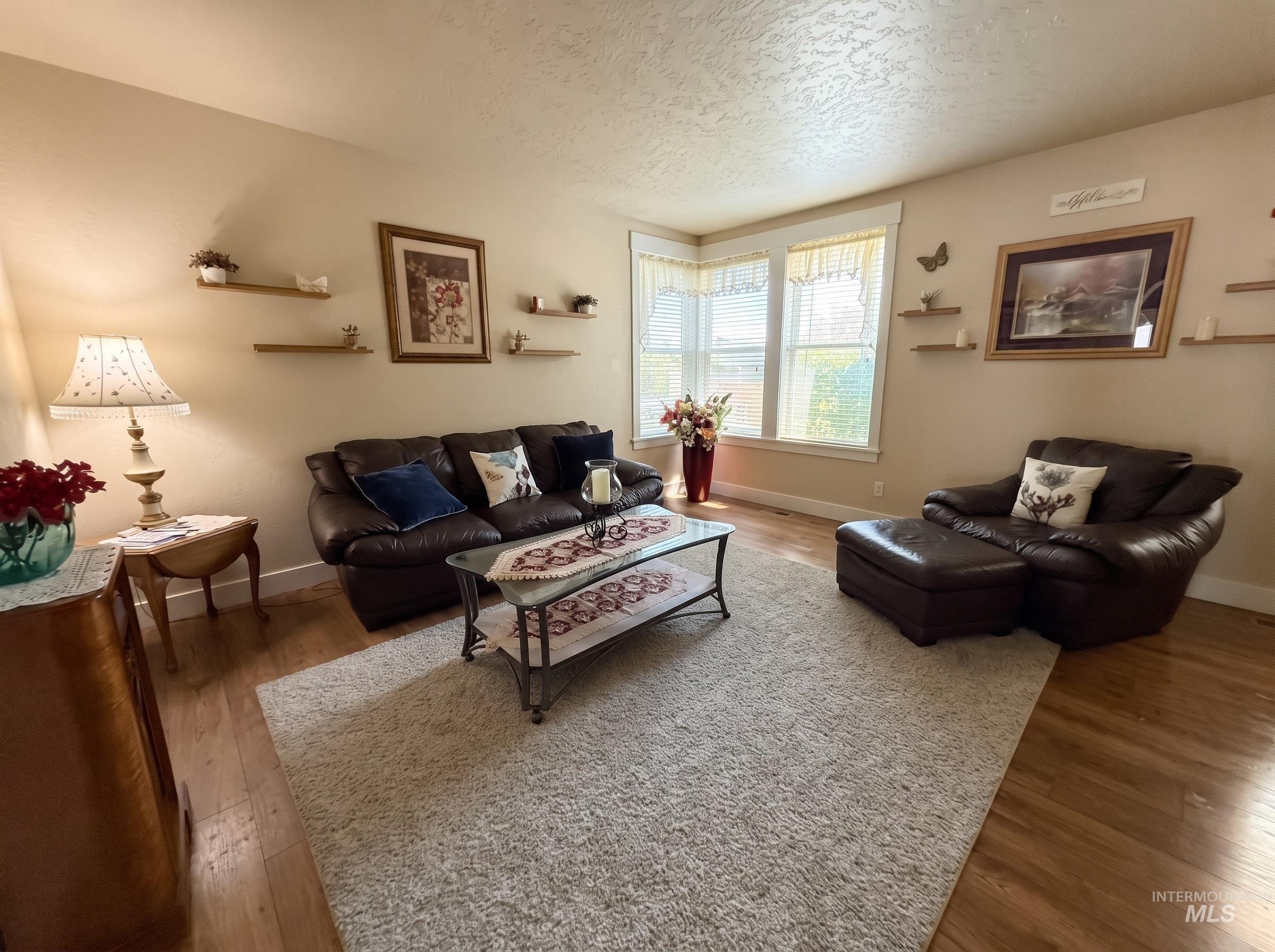 1178 Stallion Springs Way Property Photo 9
