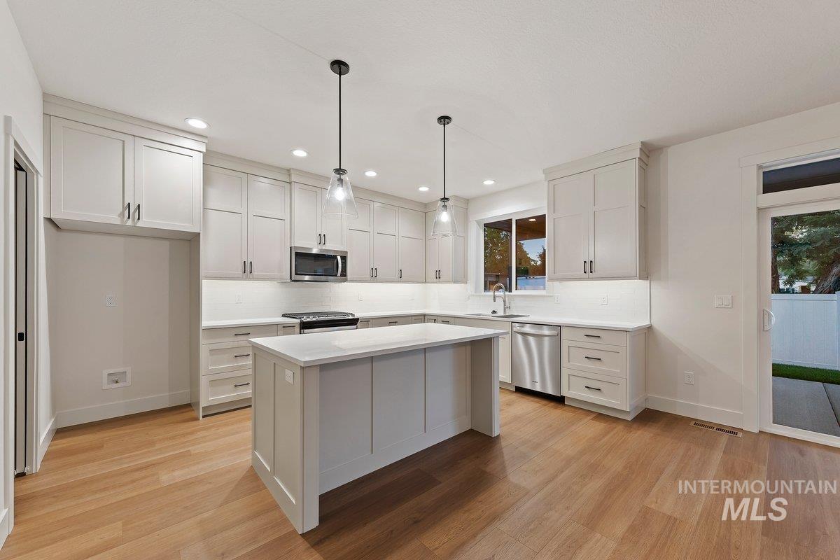 3752 Jackie Lane Property Photo 7