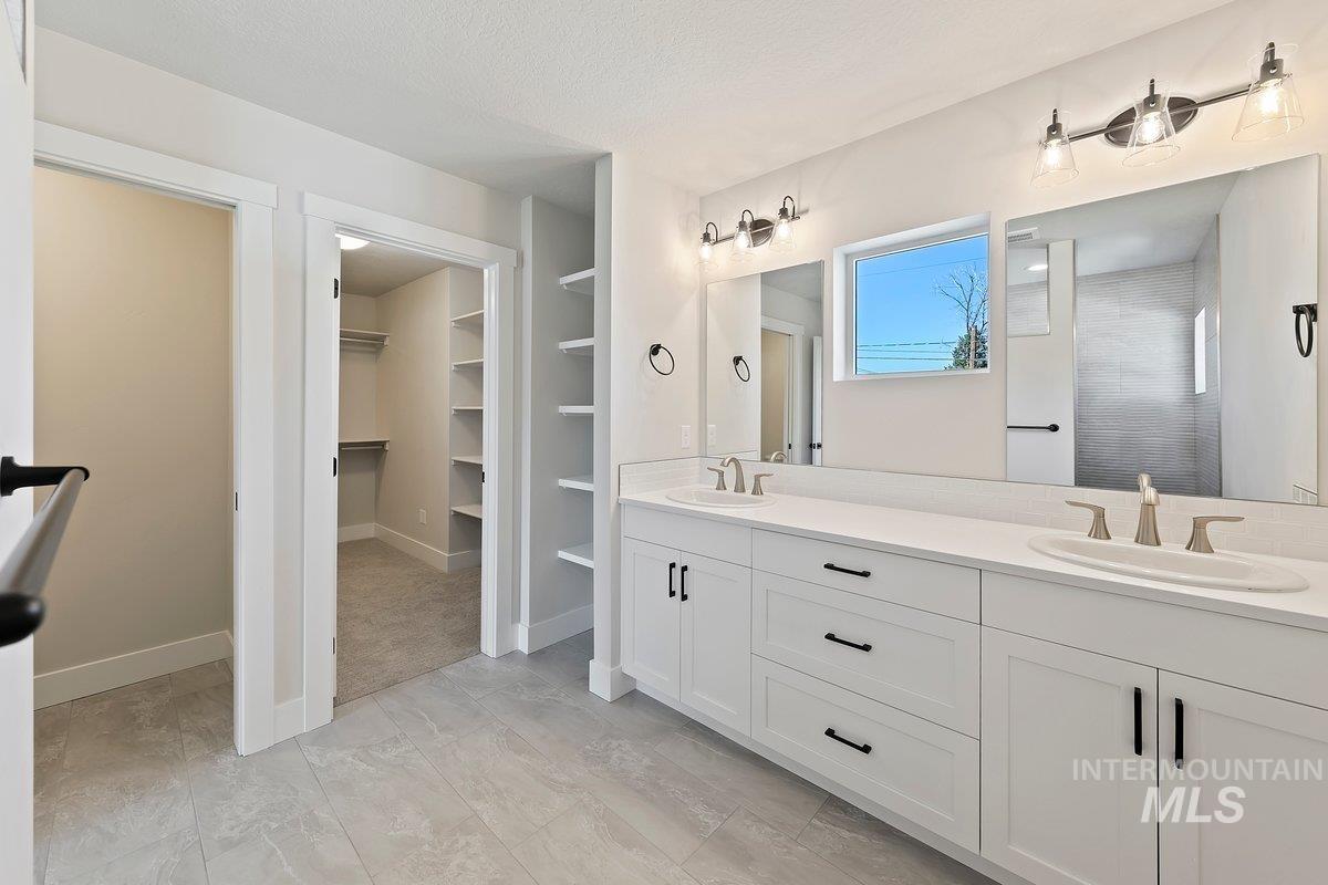 3752 Jackie Lane Property Photo 13