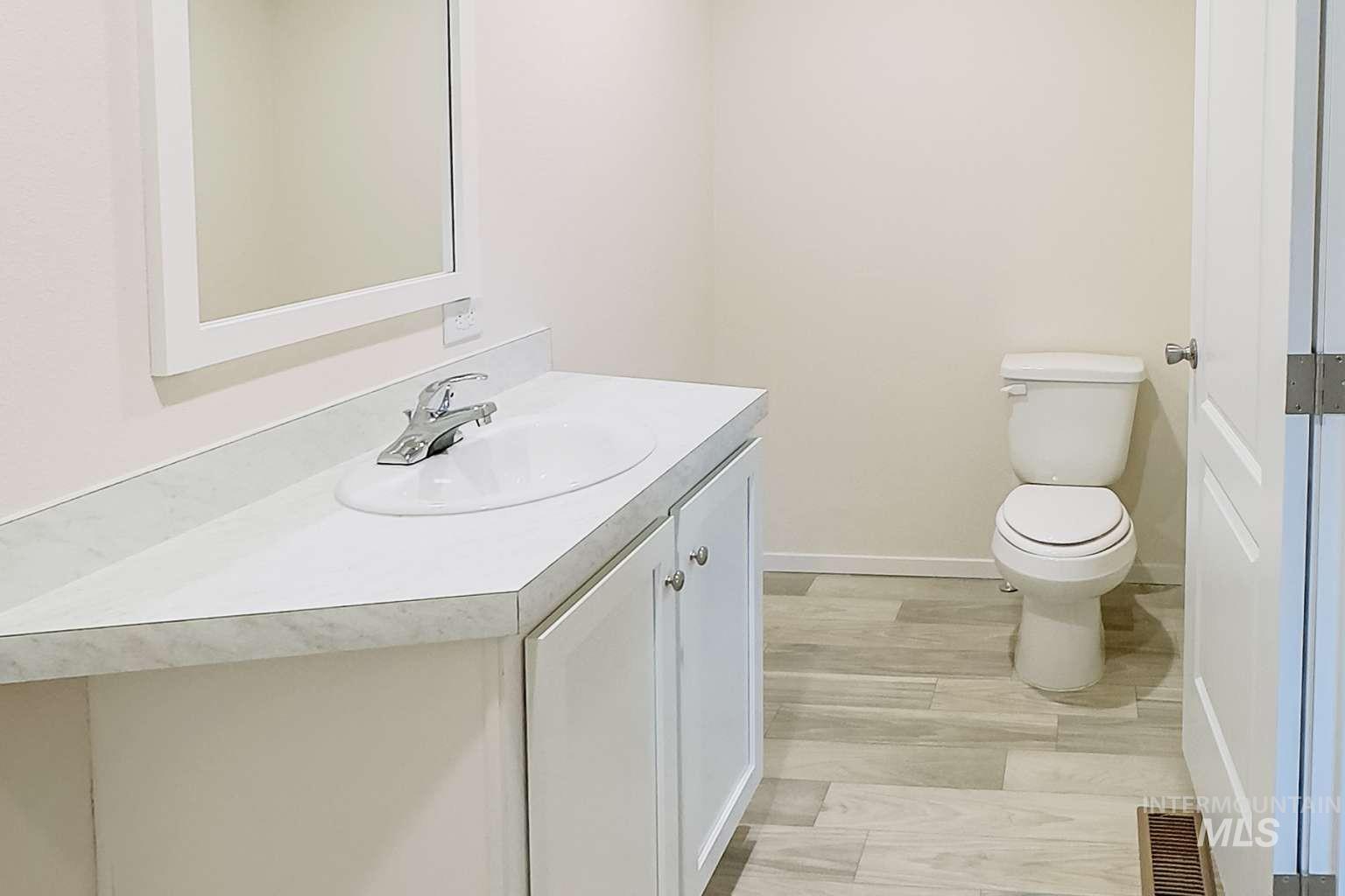 10 Kamloop Property Photo 10