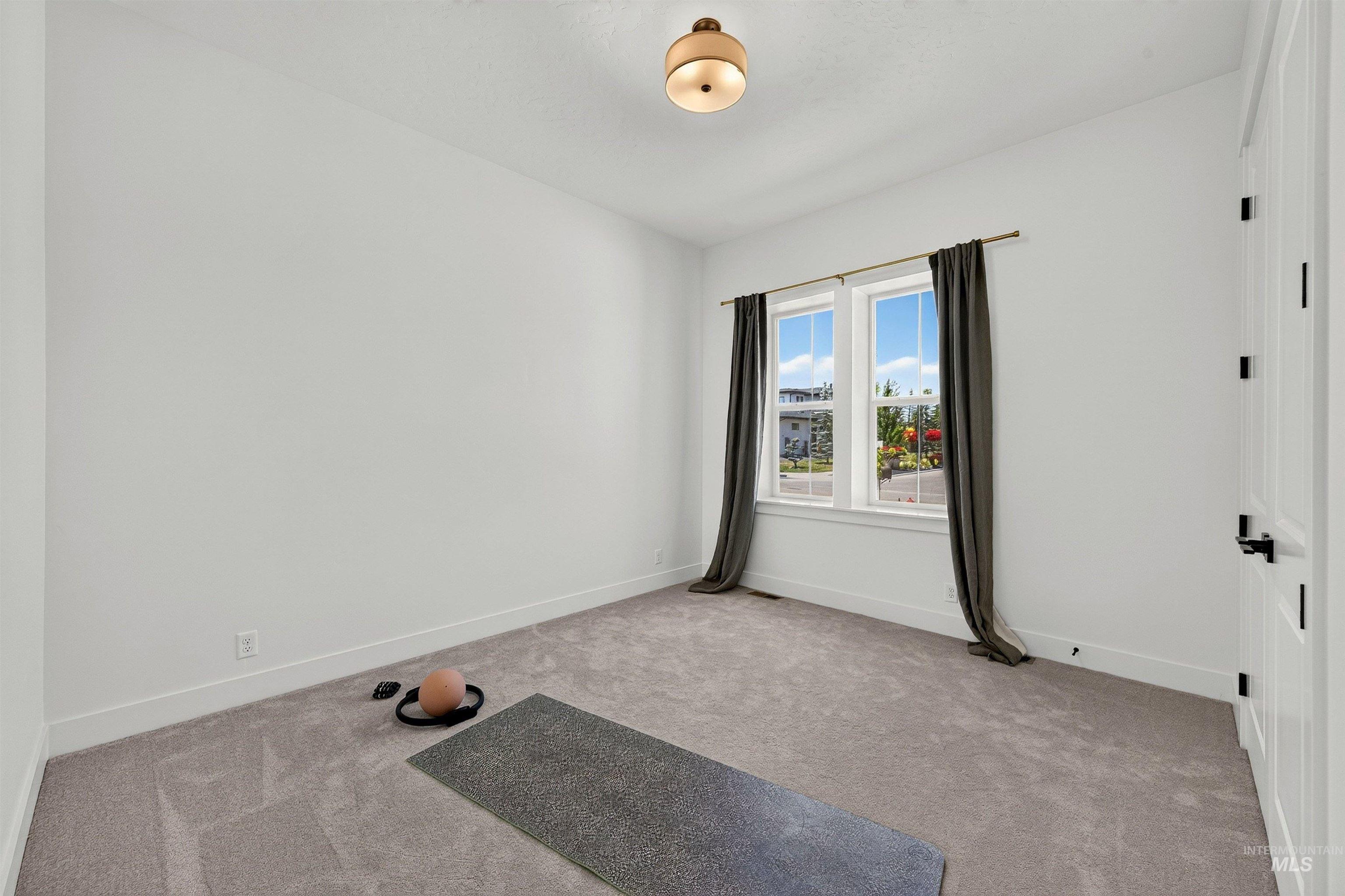 6419 W Piaffe St Property Photo 18