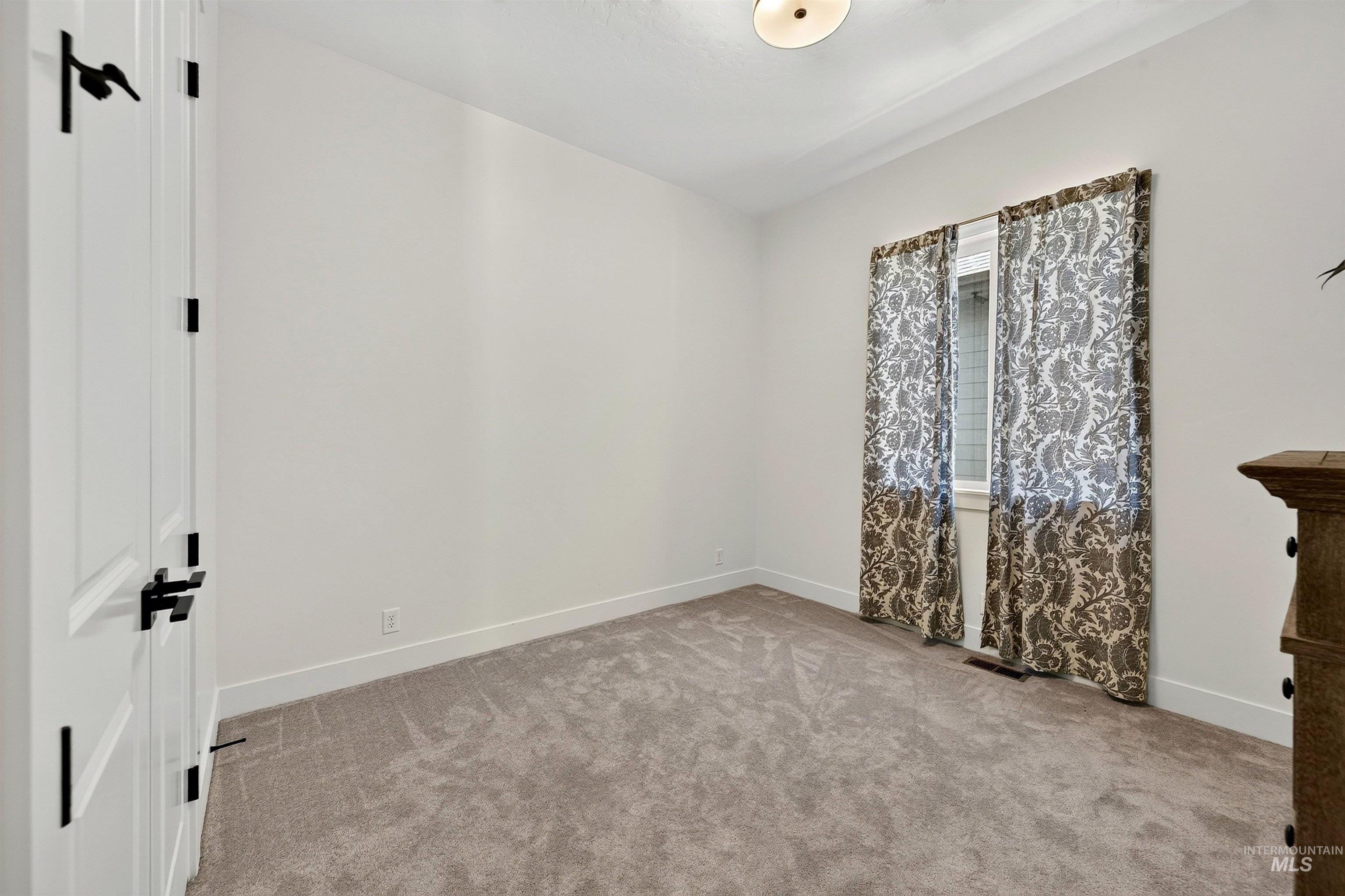 6419 W Piaffe St Property Photo 20