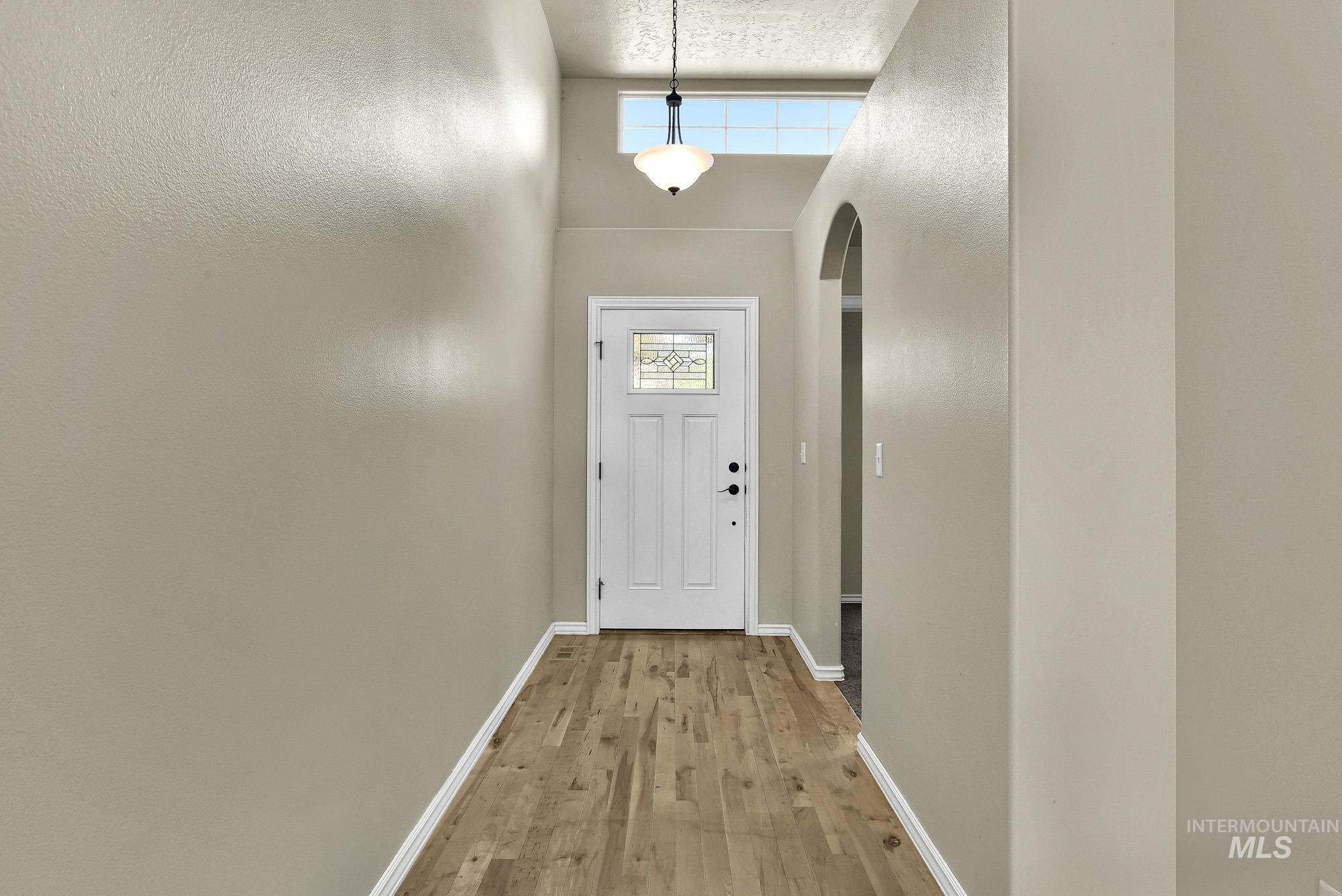 5974 S Fireglow Ave Property Photo 3