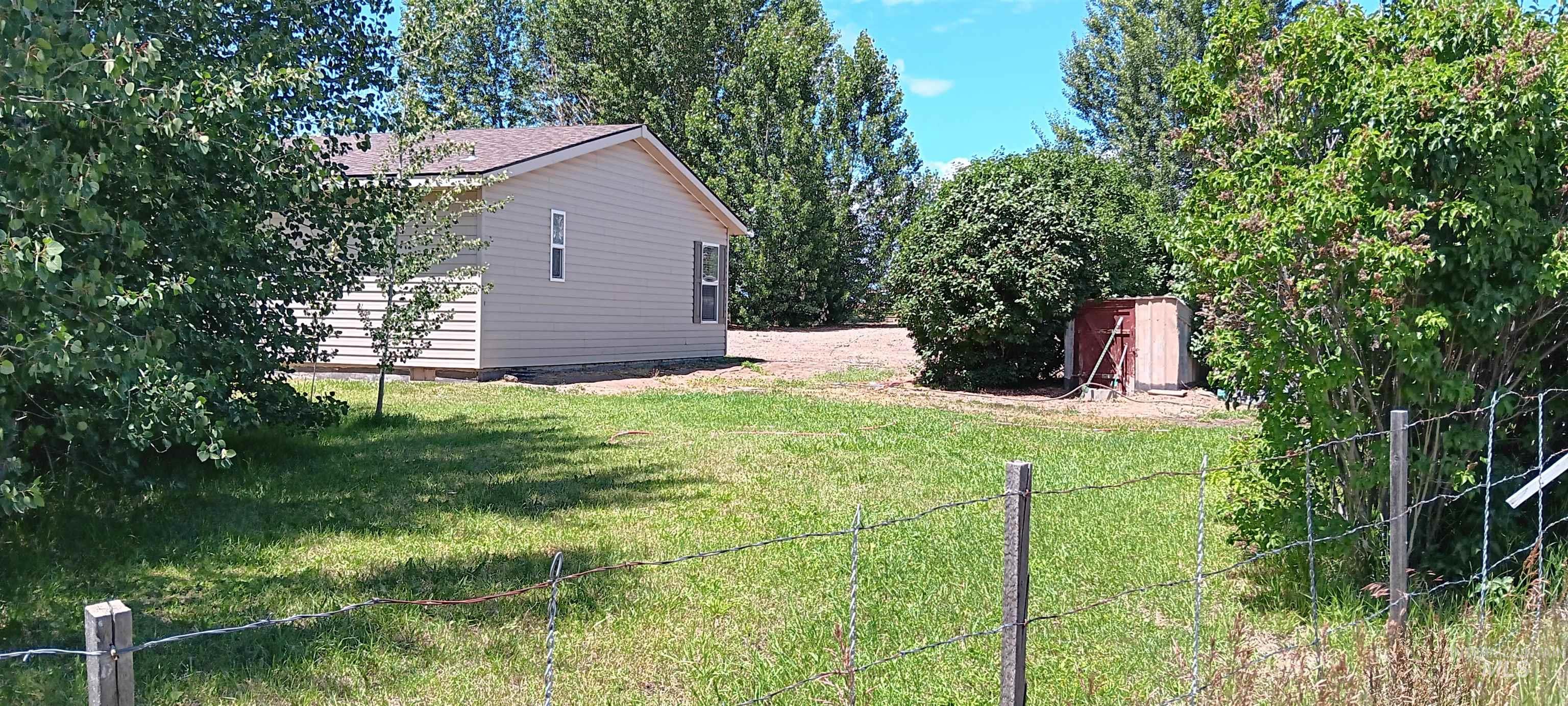 1127 E 720 N 1127 E 720 N Property Photo 3