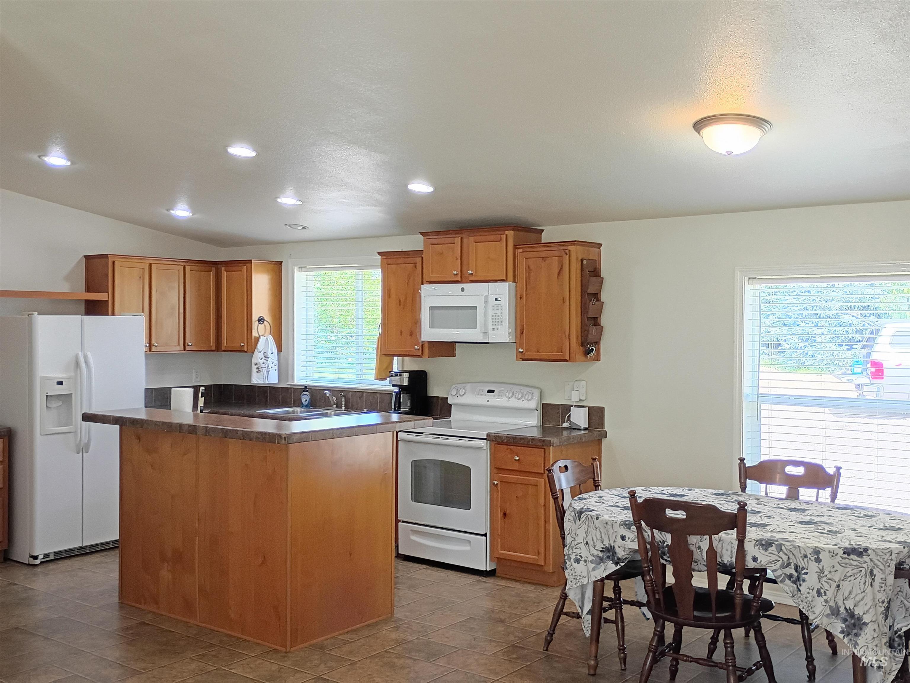 1127 E 720 N 1127 E 720 N Property Photo 9