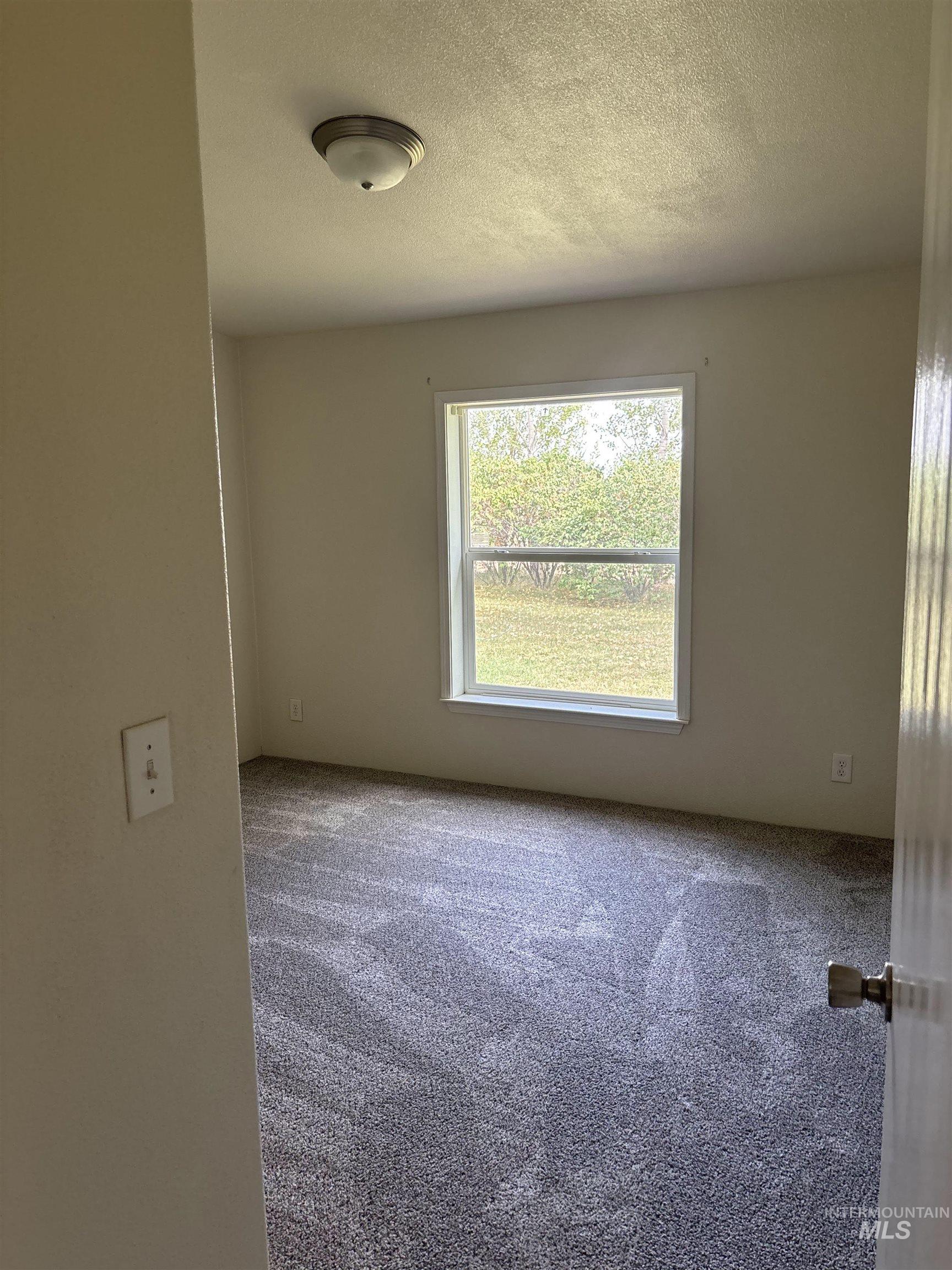 1127 E 720 N 1127 E 720 N Property Photo 19