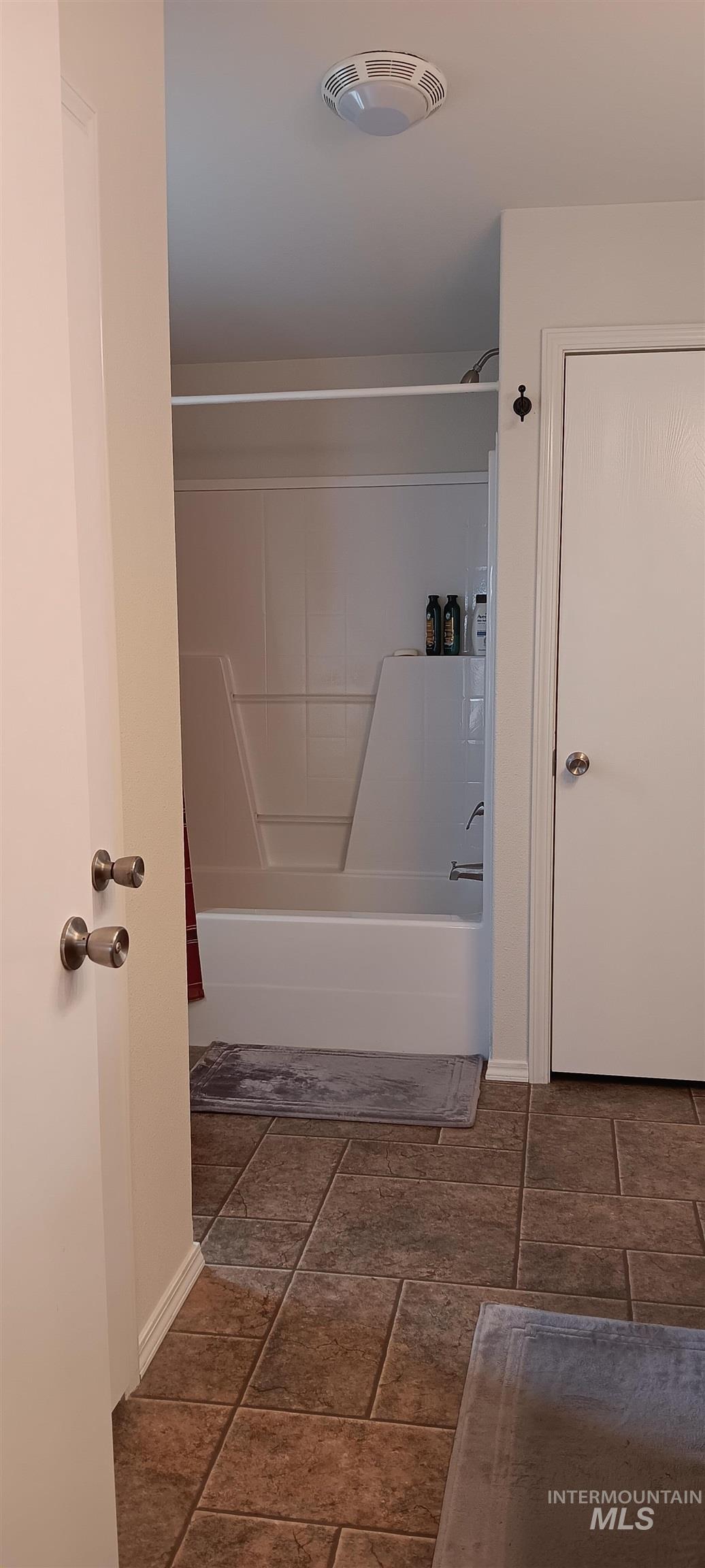 1127 E 720 N 1127 E 720 N Property Photo 22