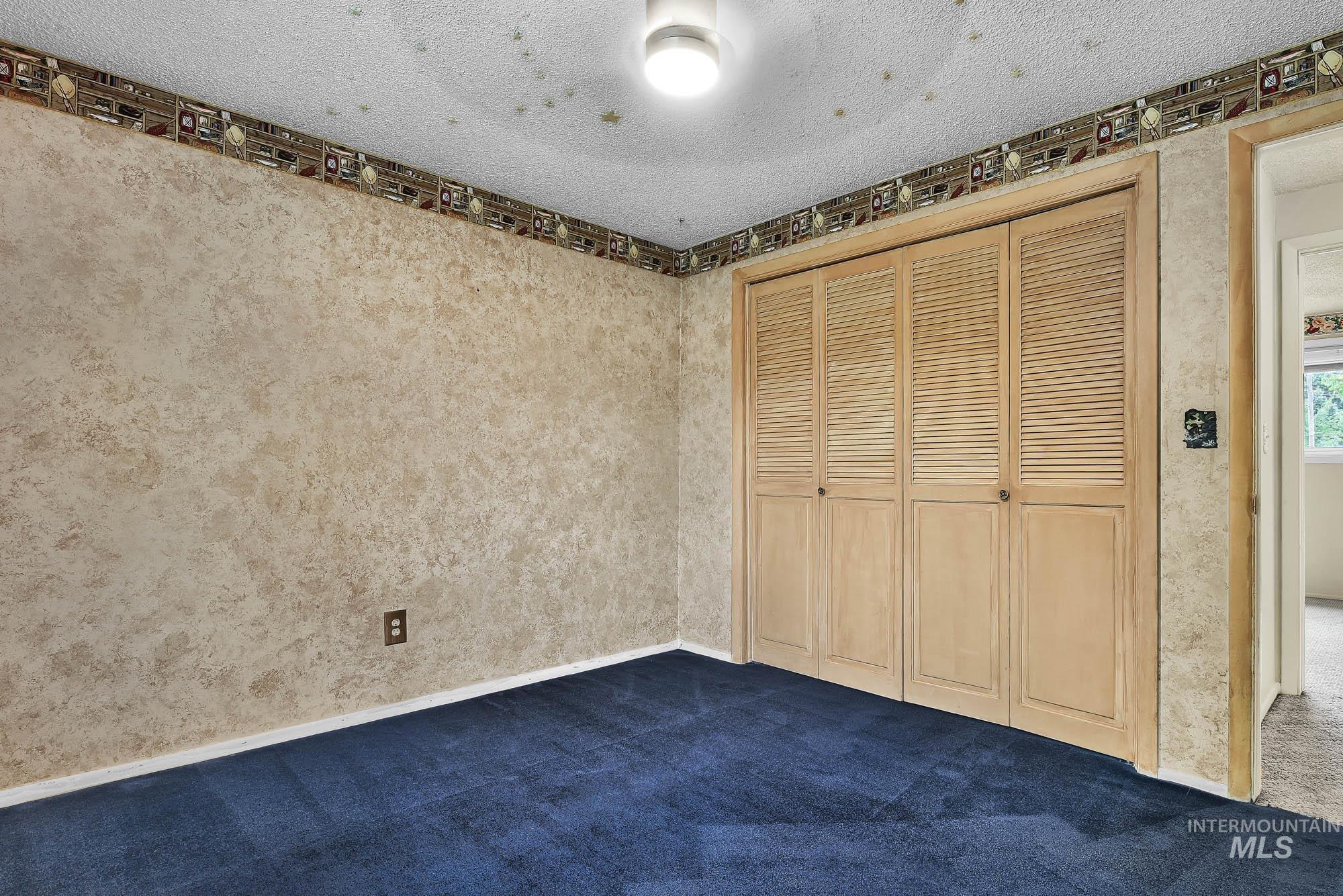 3305 S Beverly St Property Photo 22
