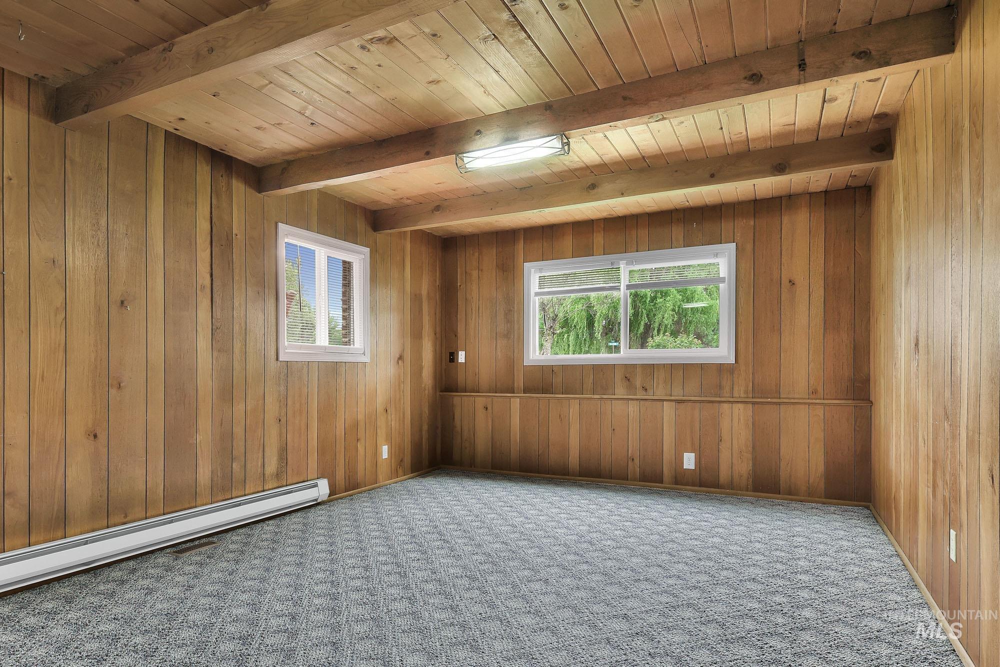 3305 S Beverly St Property Photo 27