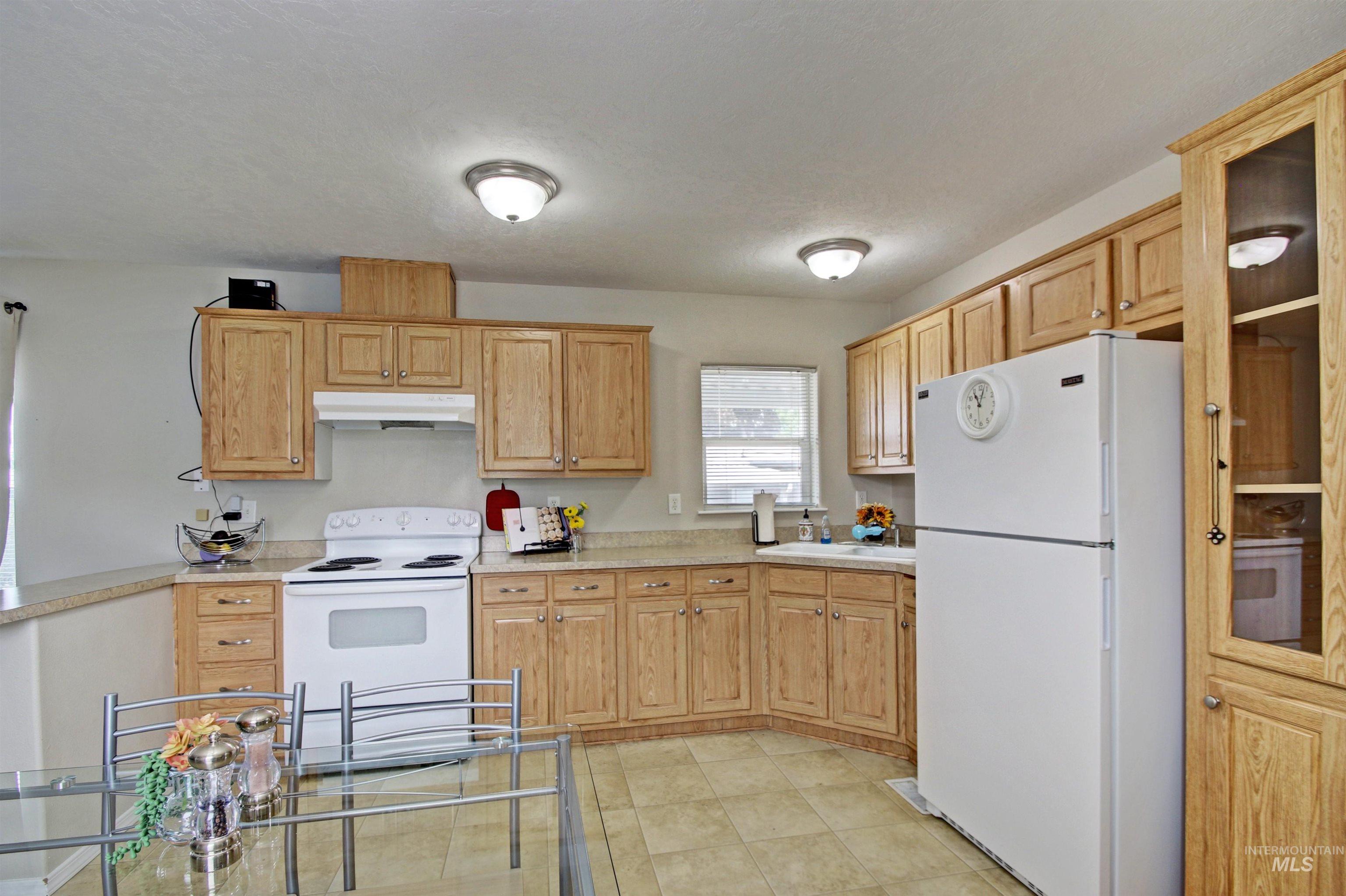 10742 W Ardyce Ln Property Photo 5