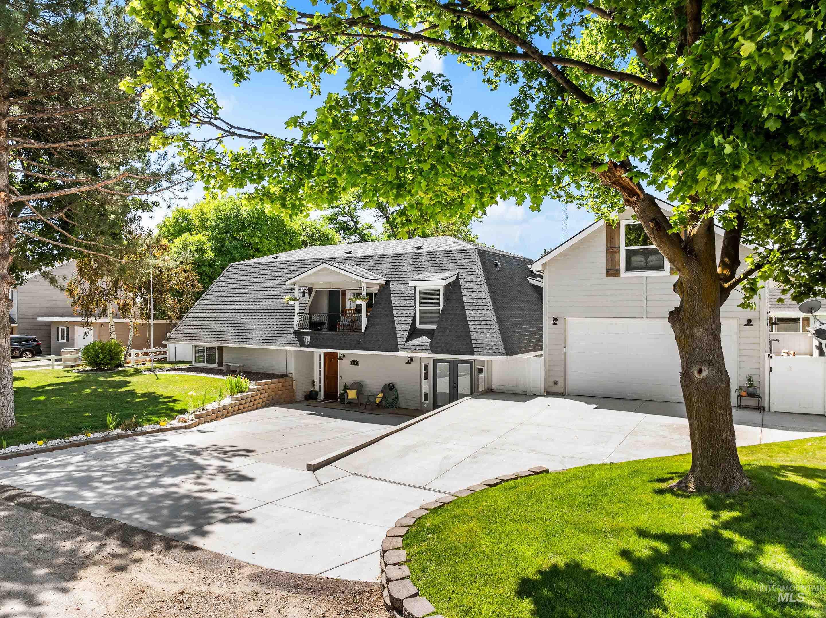 203 Melba Dr Property Photo 1