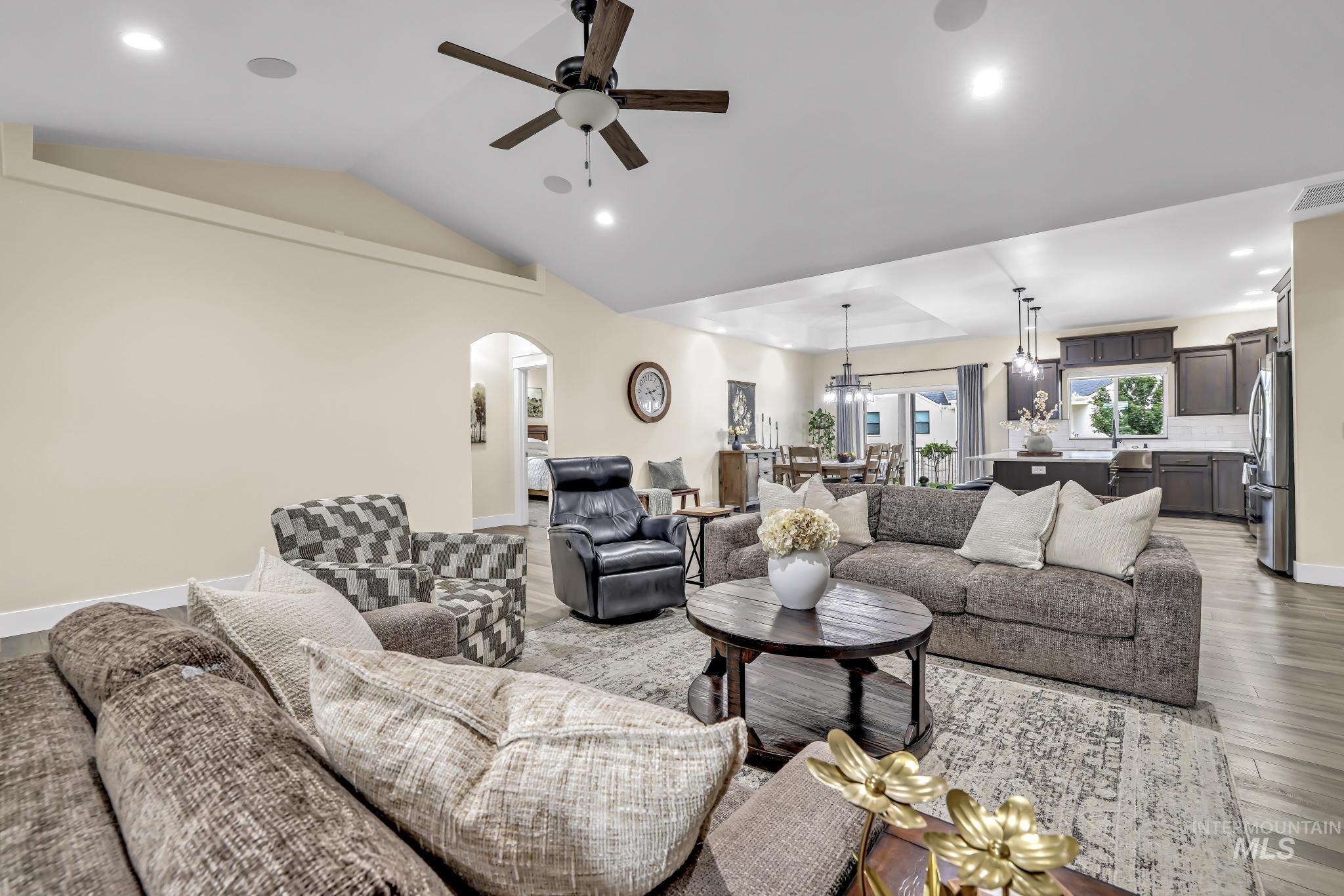 1529 Clear Creek Loop Property Photo 9