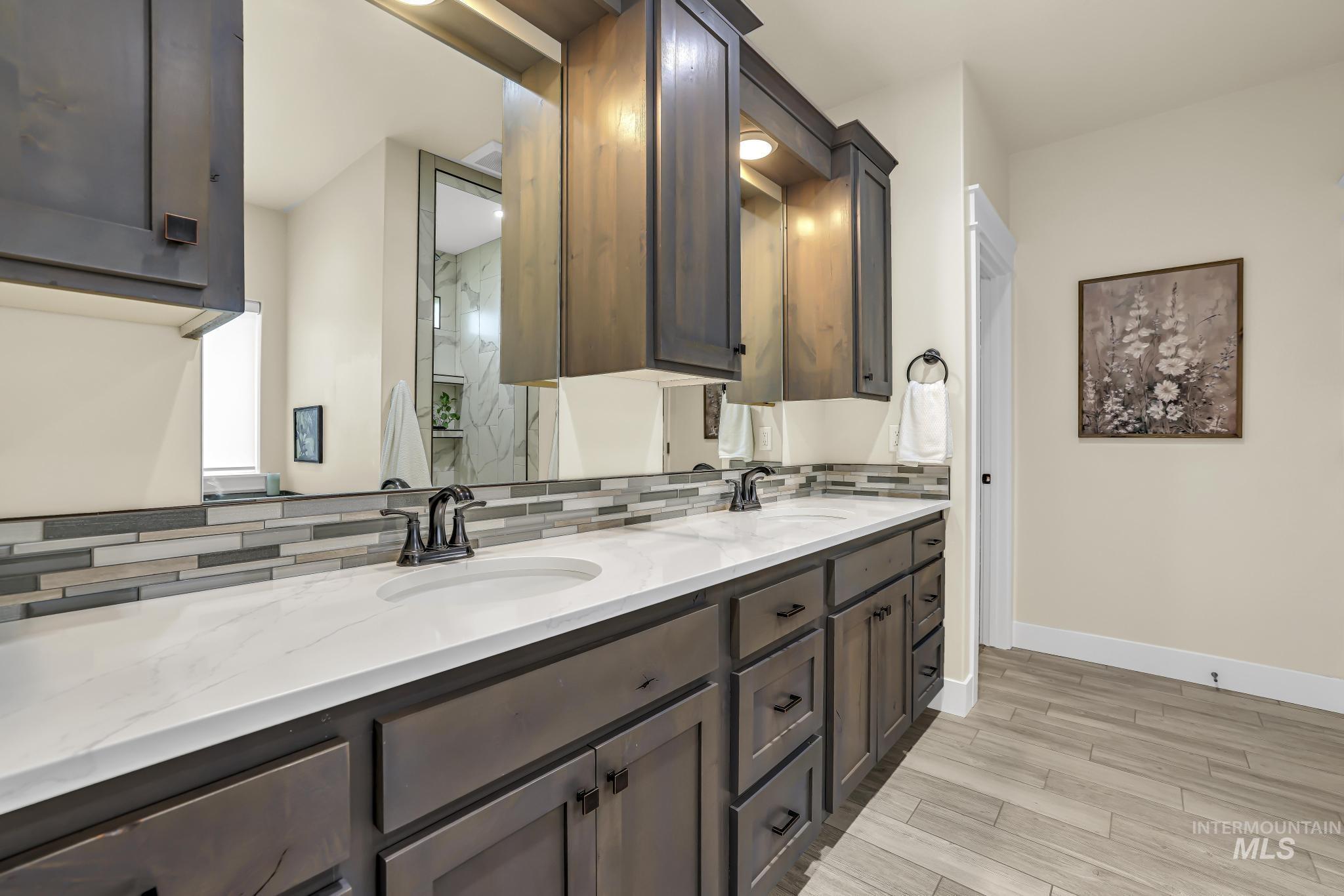 1529 Clear Creek Loop Property Photo 19