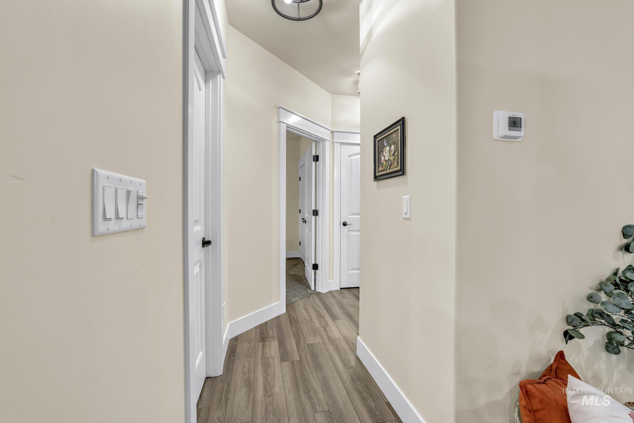 1529 Clear Creek Loop Property Photo 31