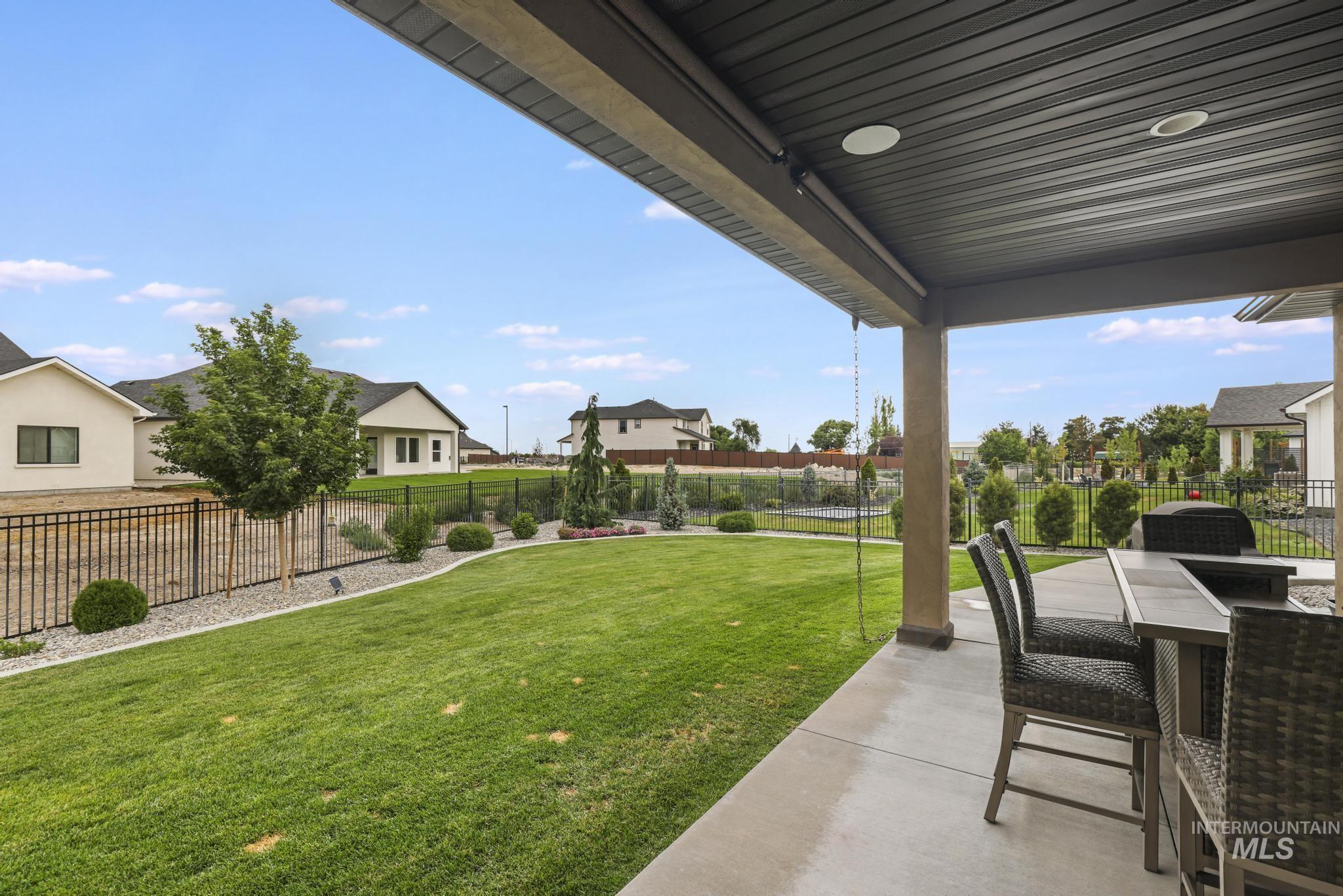 1529 Clear Creek Loop Property Photo 41