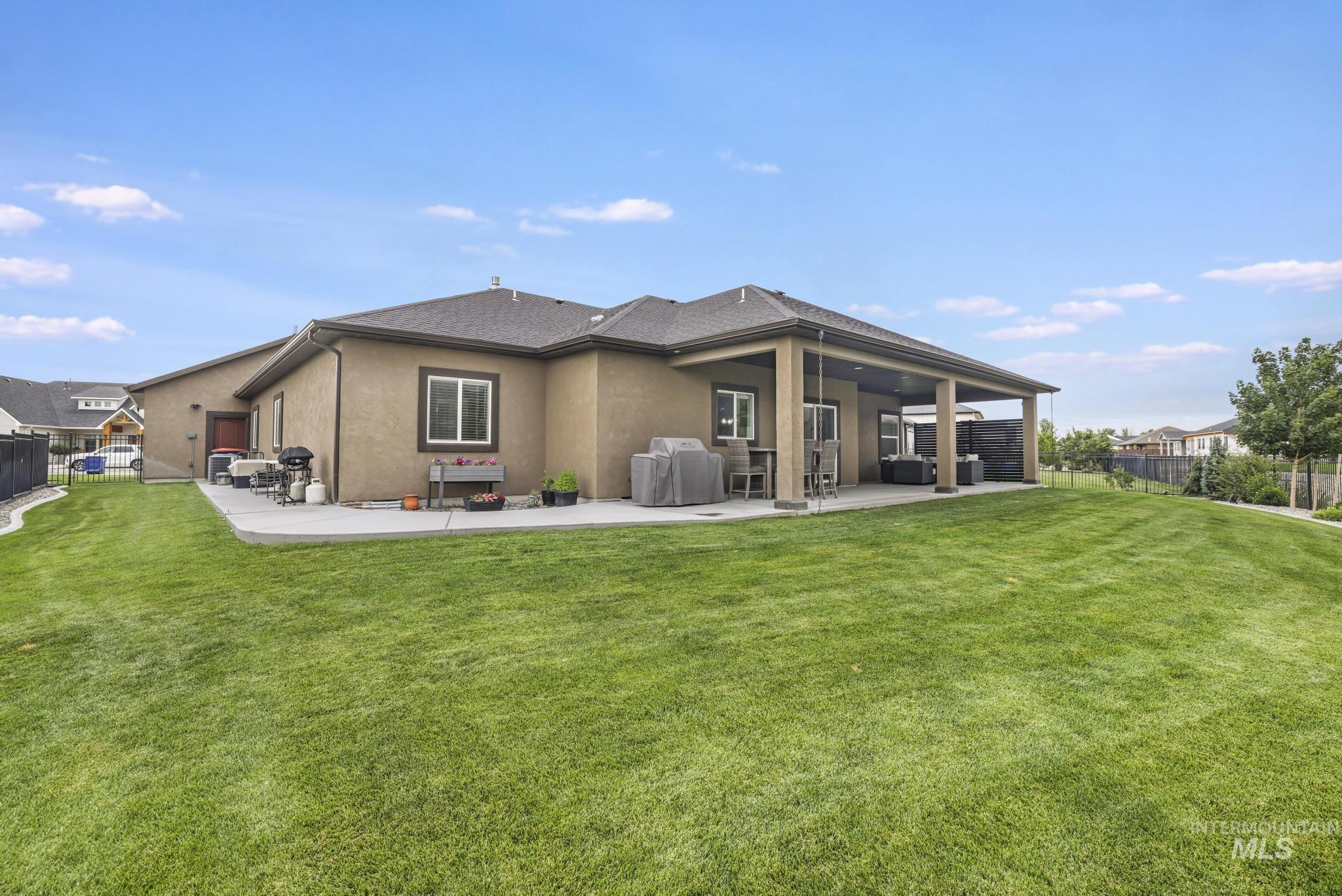 1529 Clear Creek Loop Property Photo 42