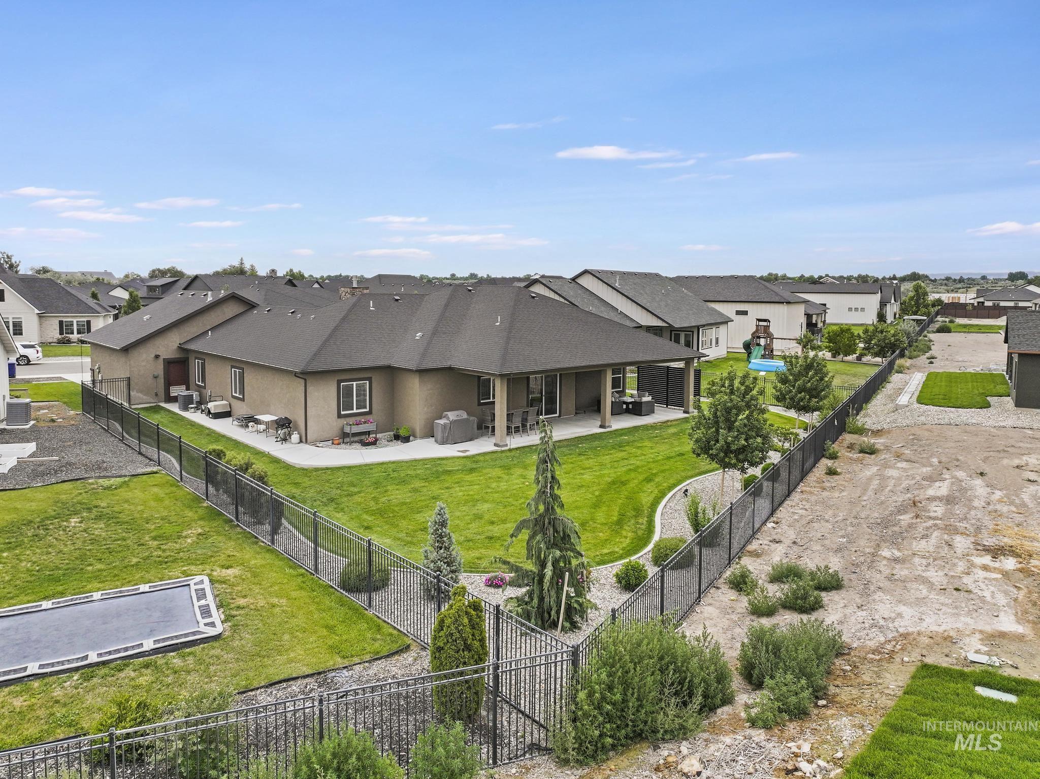 1529 Clear Creek Loop Property Photo 43
