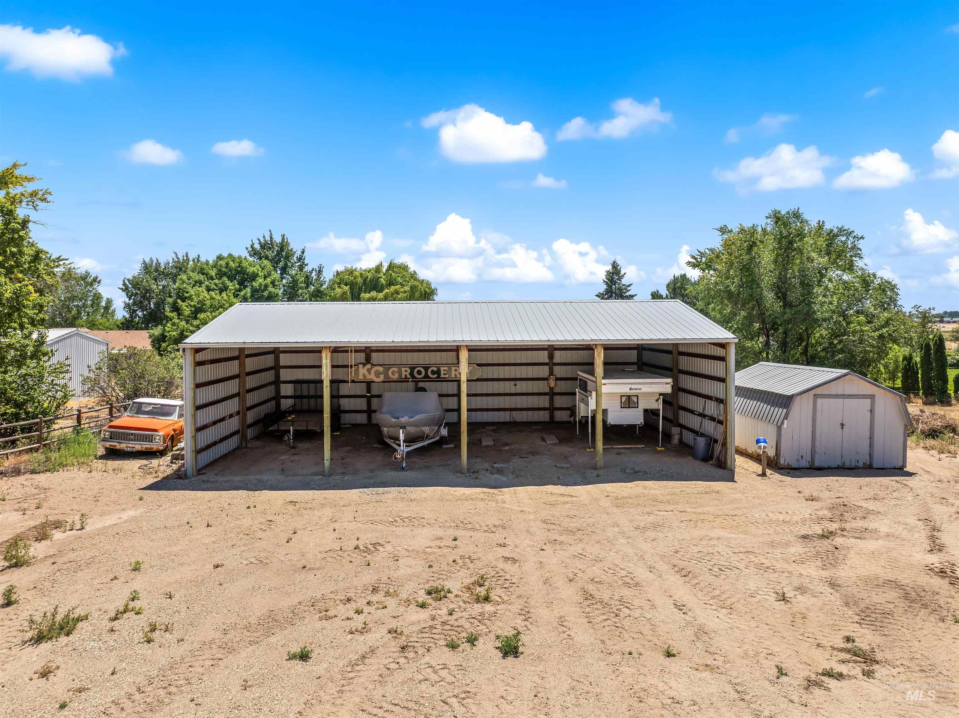 7711 Spring Dr Property Photo 13