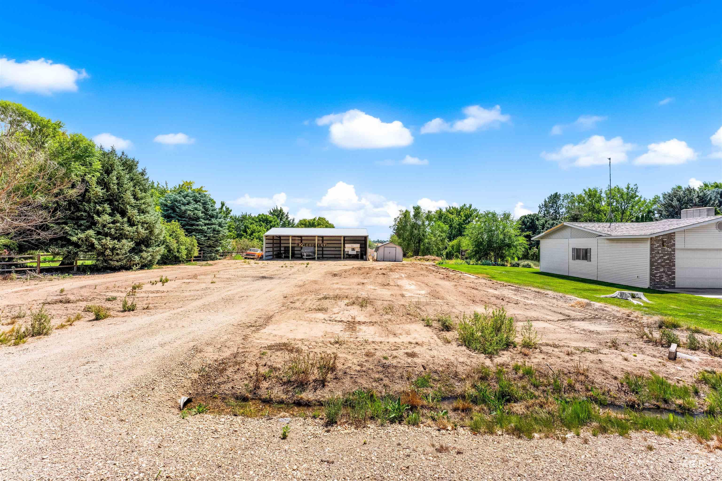 7711 Spring Dr Property Photo 15