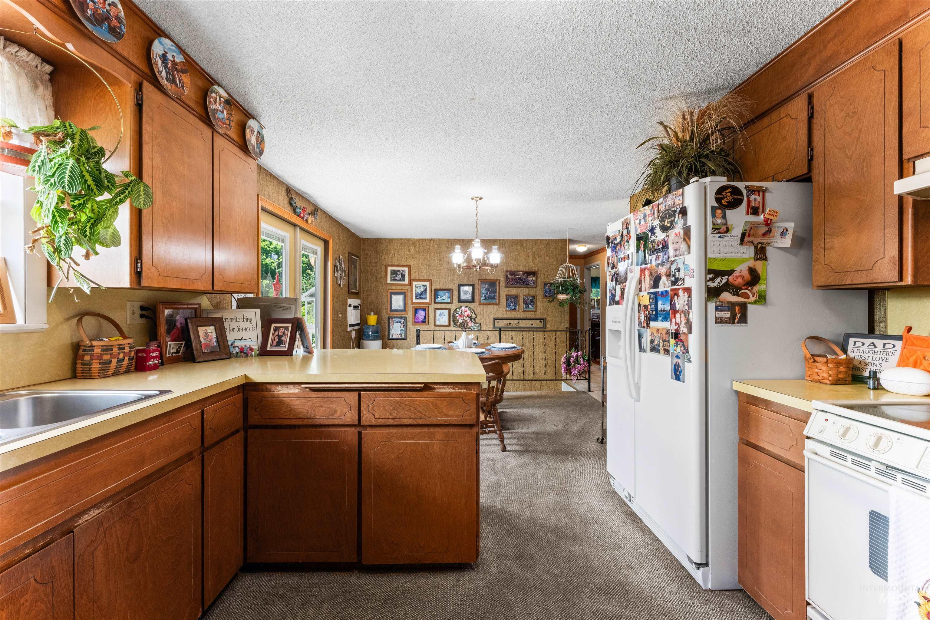 7711 Spring Dr Property Photo 29