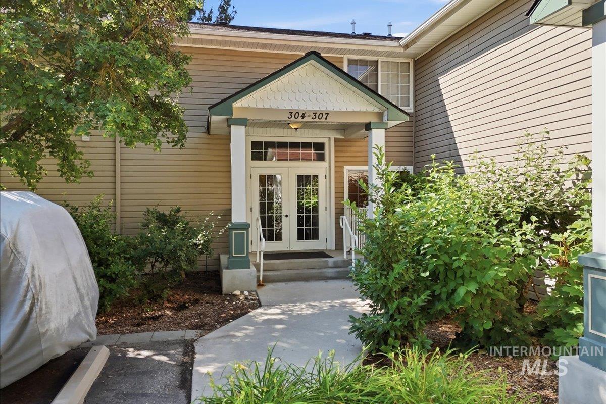 307 W Village Property Photo 2