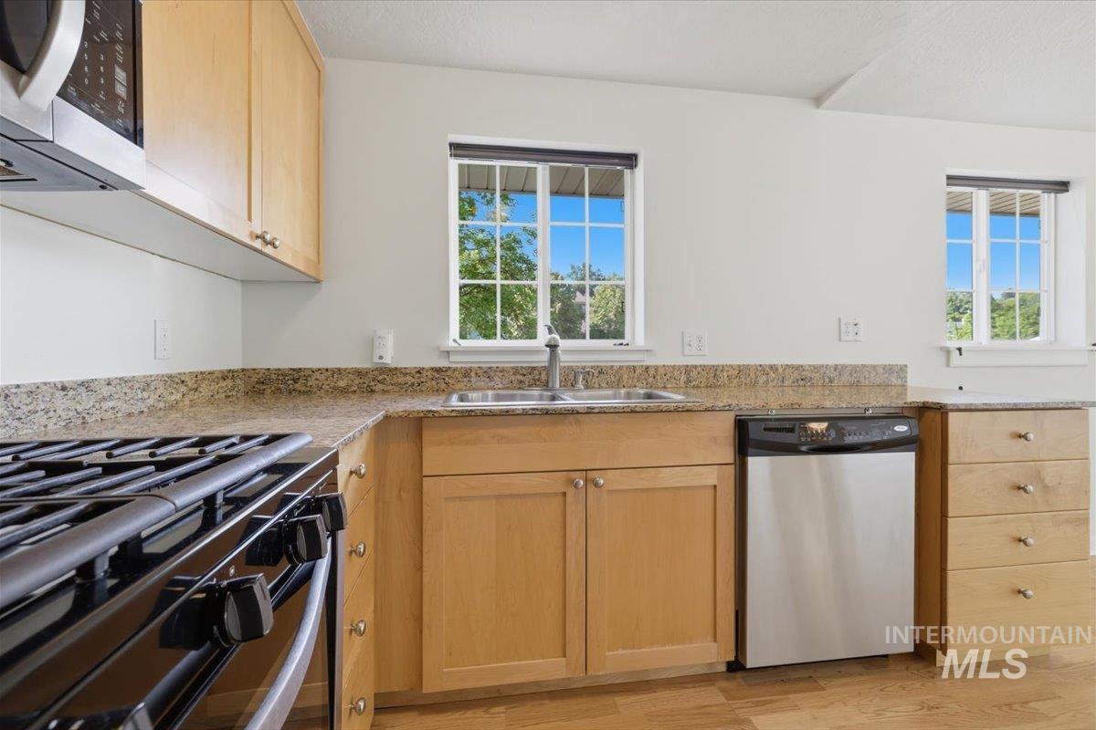 307 W Village Property Photo 13