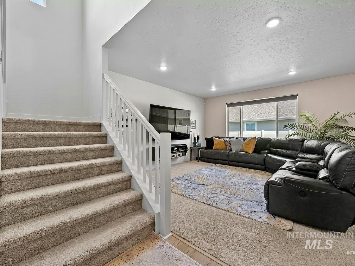 3282 E Mossy Cove St Property Photo 9