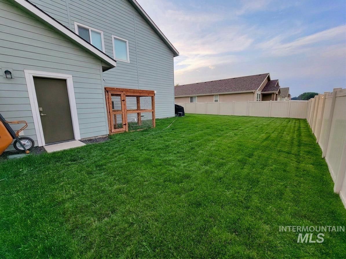 3282 E Mossy Cove St Property Photo 22