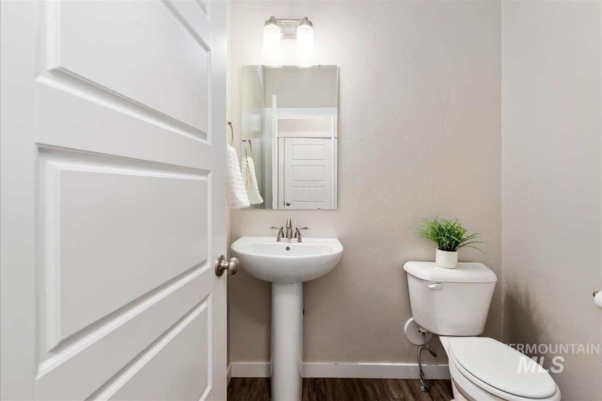3374 S Glacier Bay Ave Property Photo 15