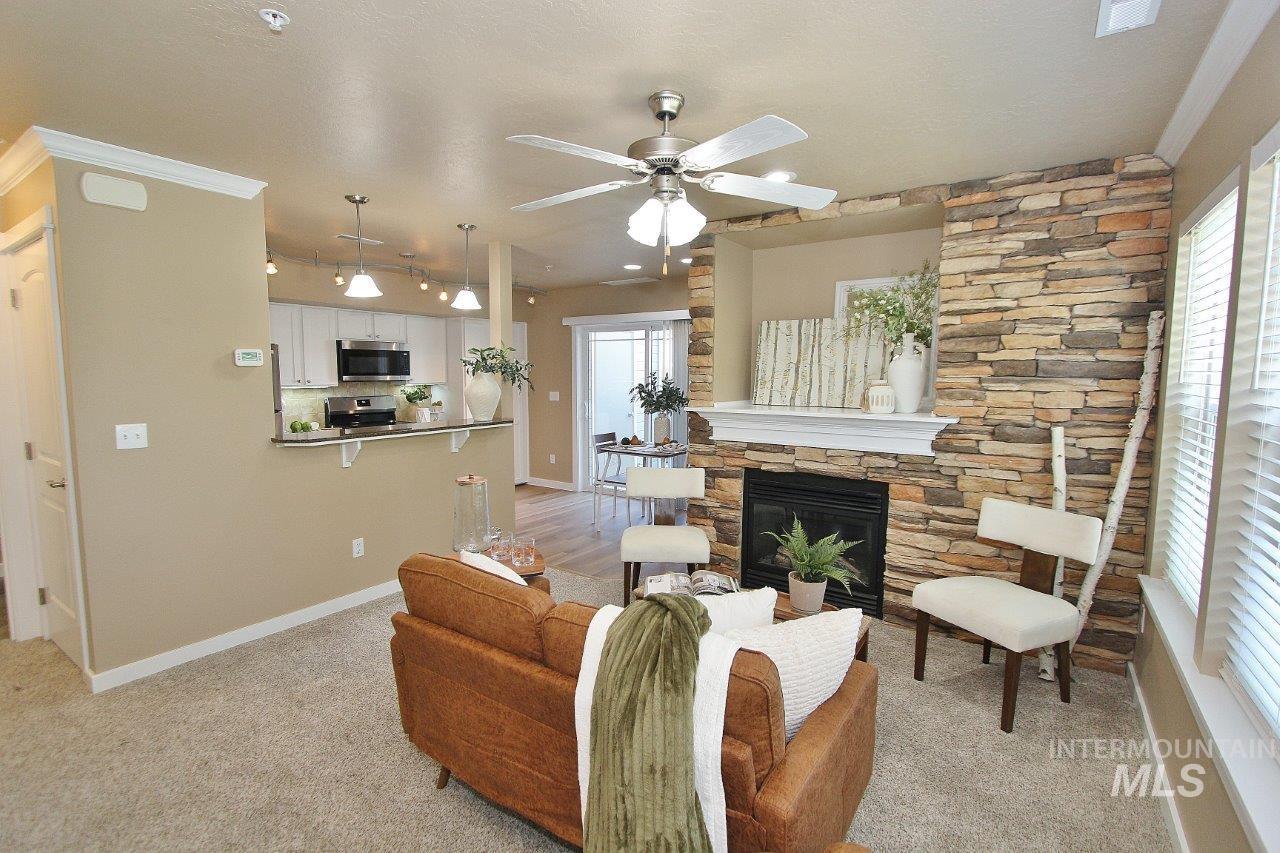 9143 W Brogan Property Photo 2