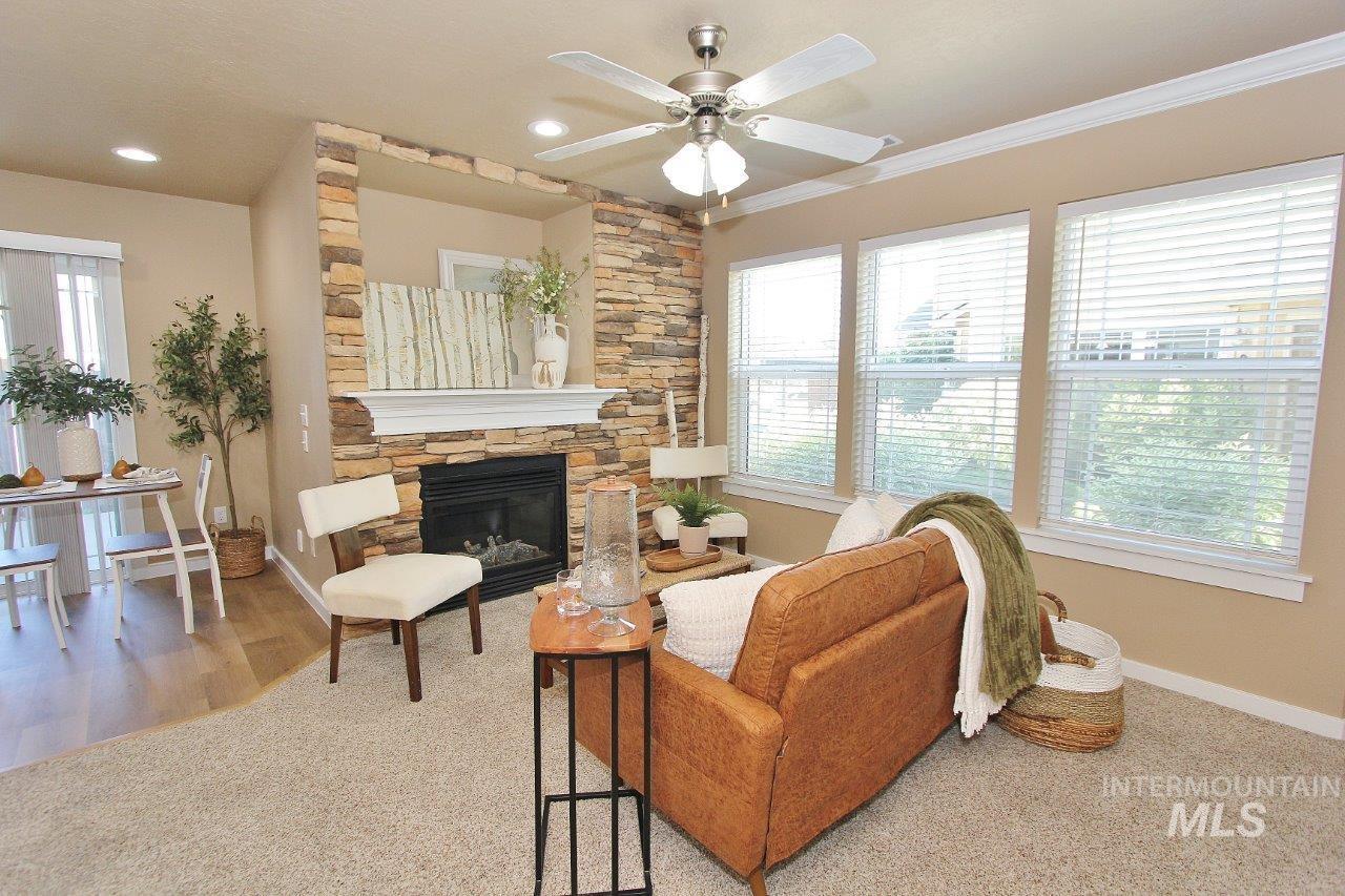 9143 W Brogan Property Photo 4