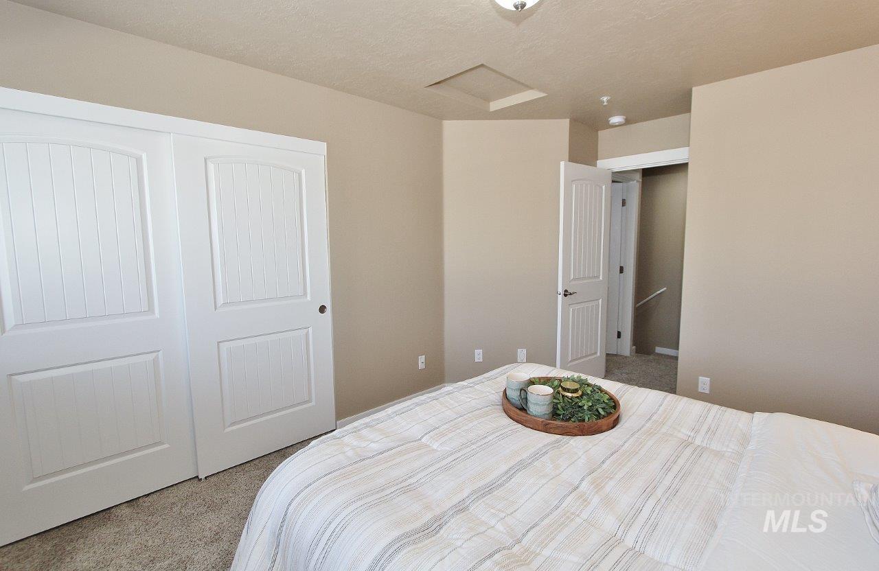 9143 W Brogan Property Photo 13