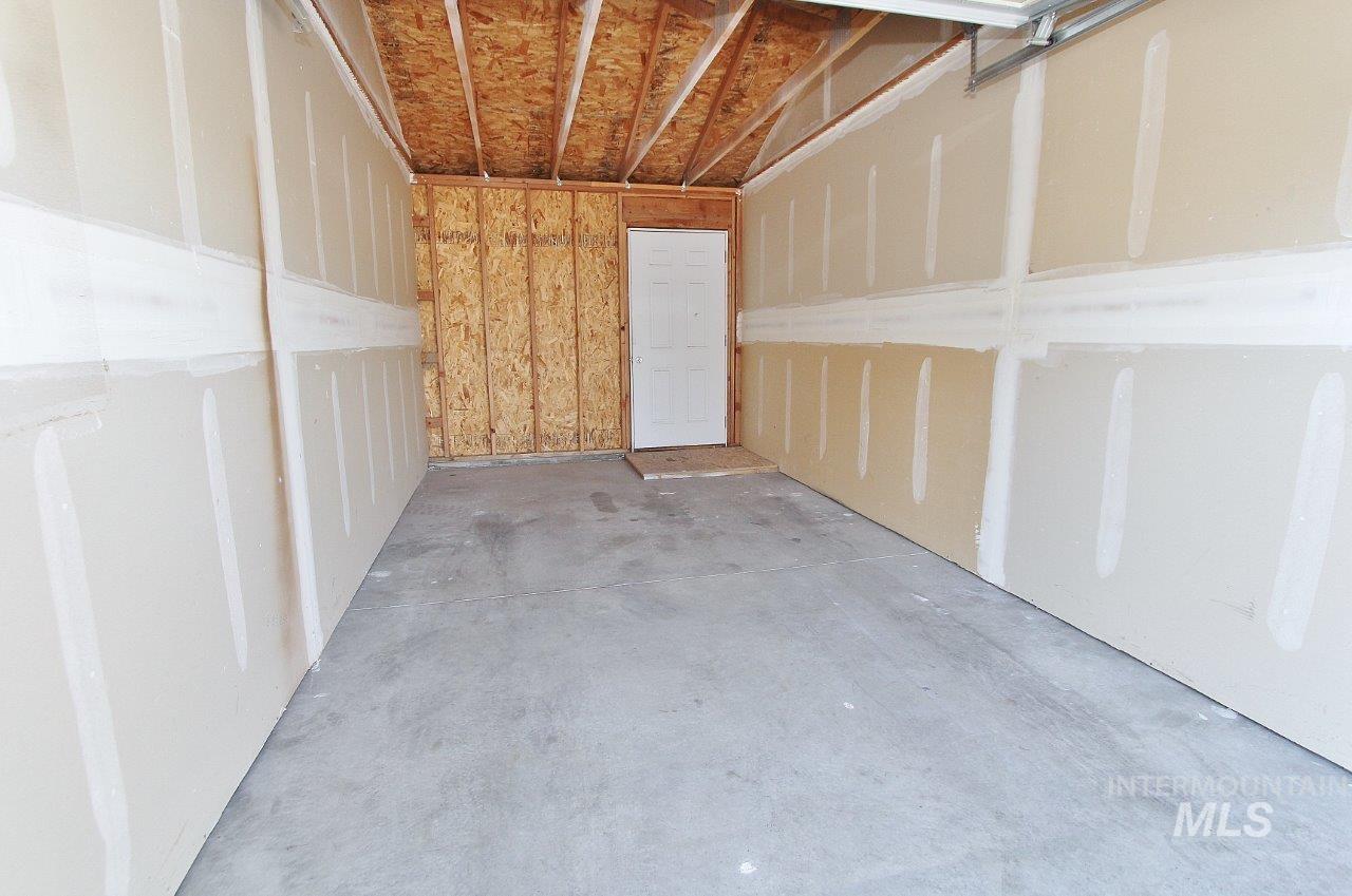 9143 W Brogan Property Photo 24