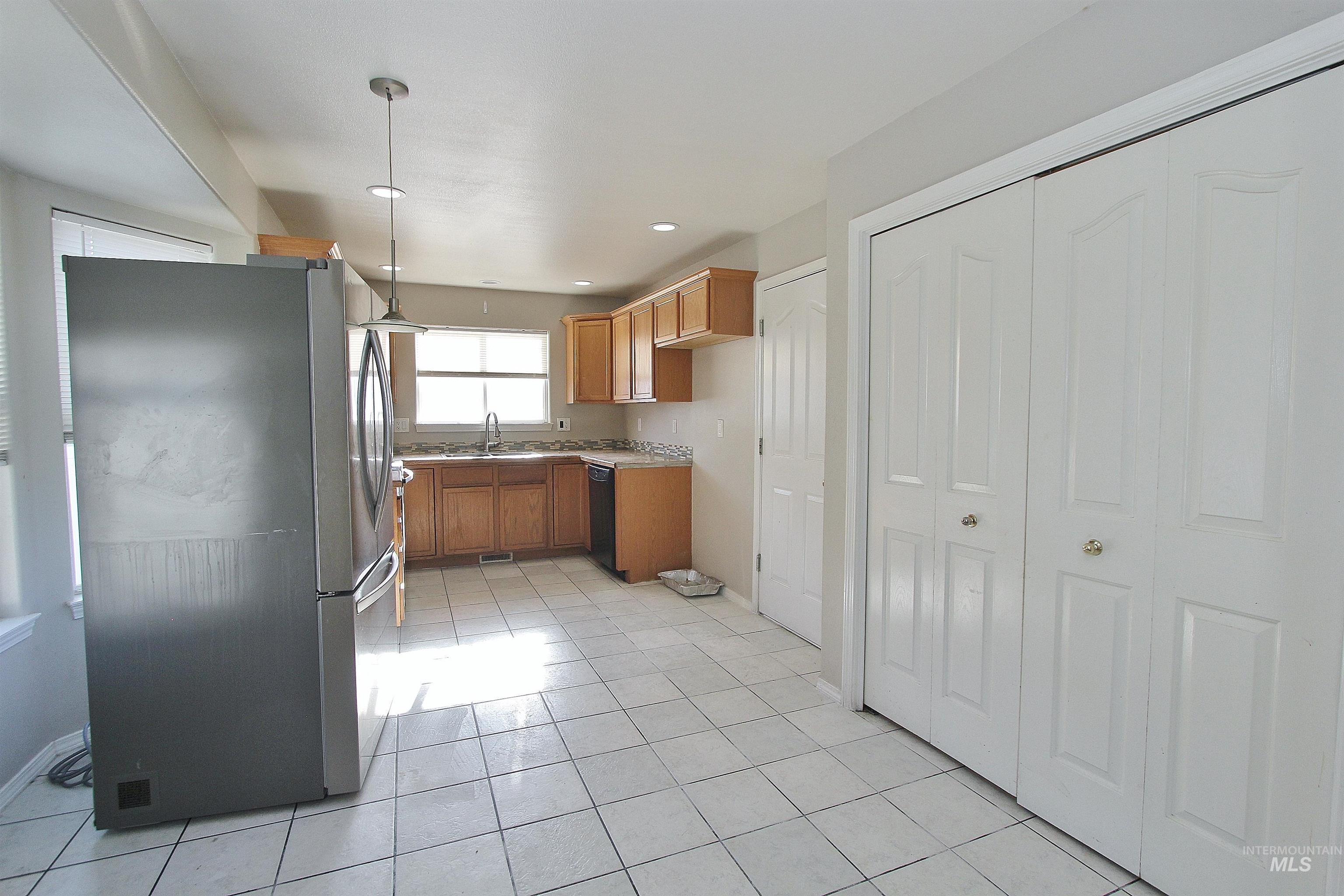 54 S Lollipop Dr. Property Photo 7