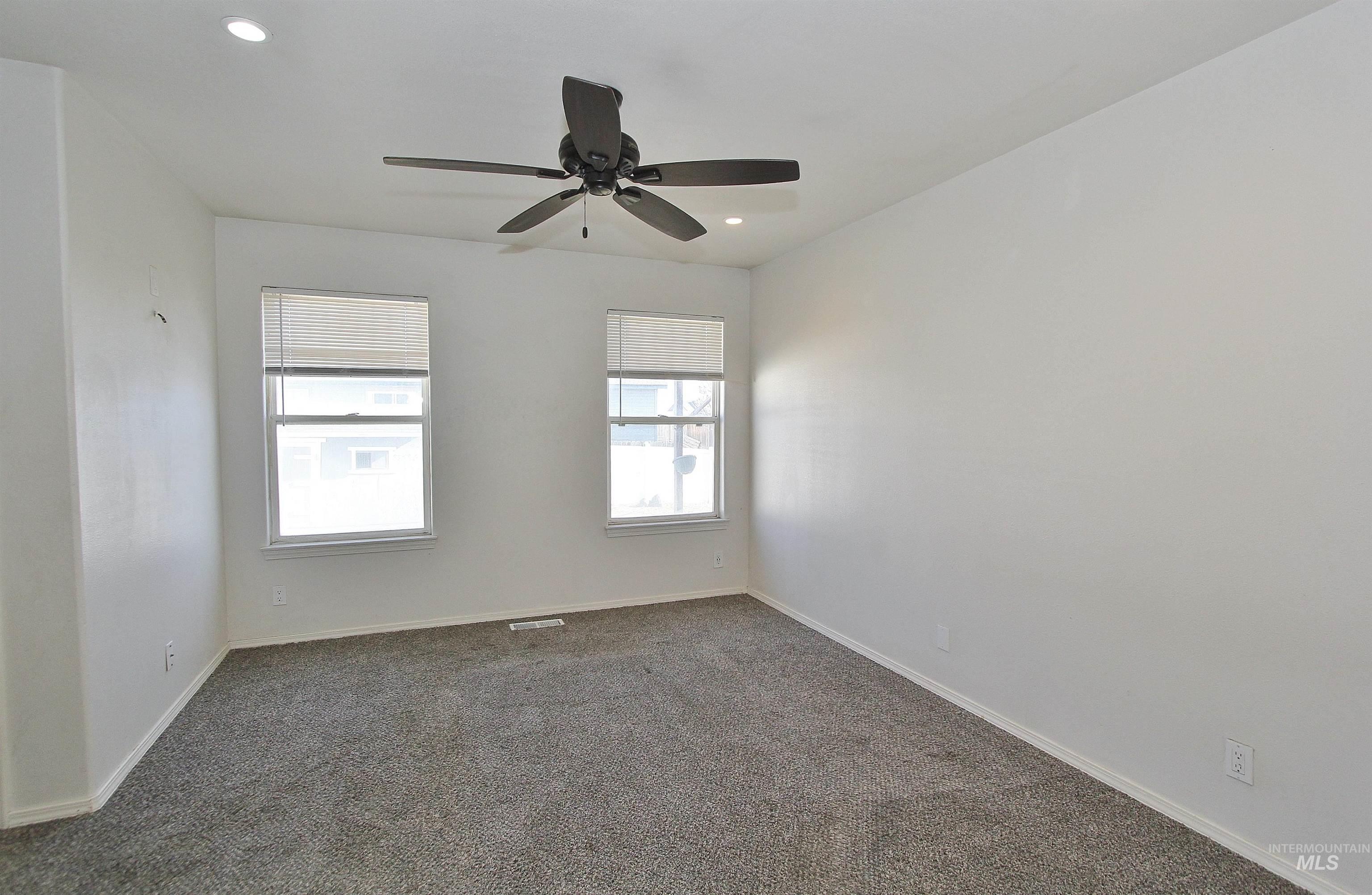 54 S Lollipop Dr. Property Photo 12