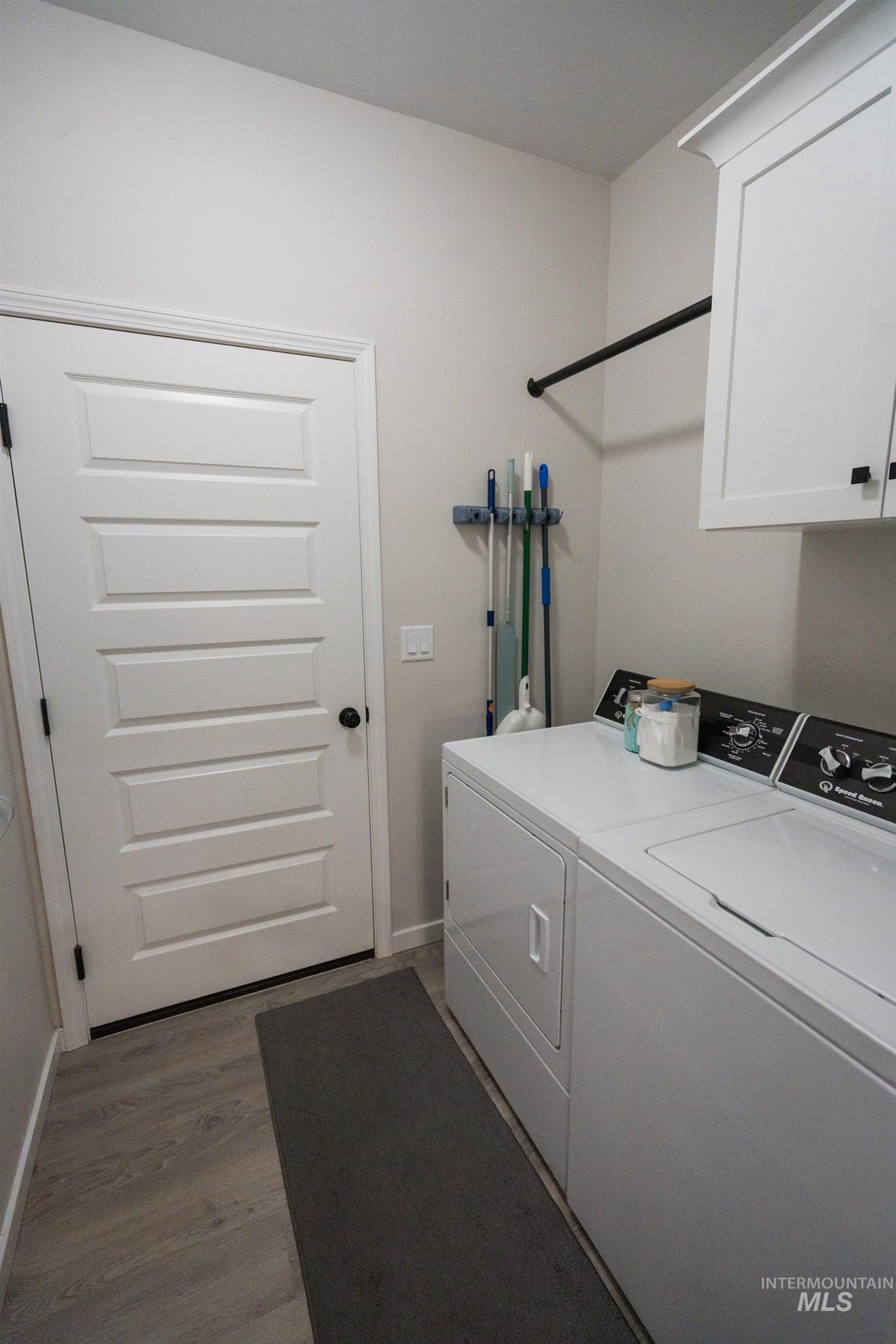 510 W Clark St Property Photo 18