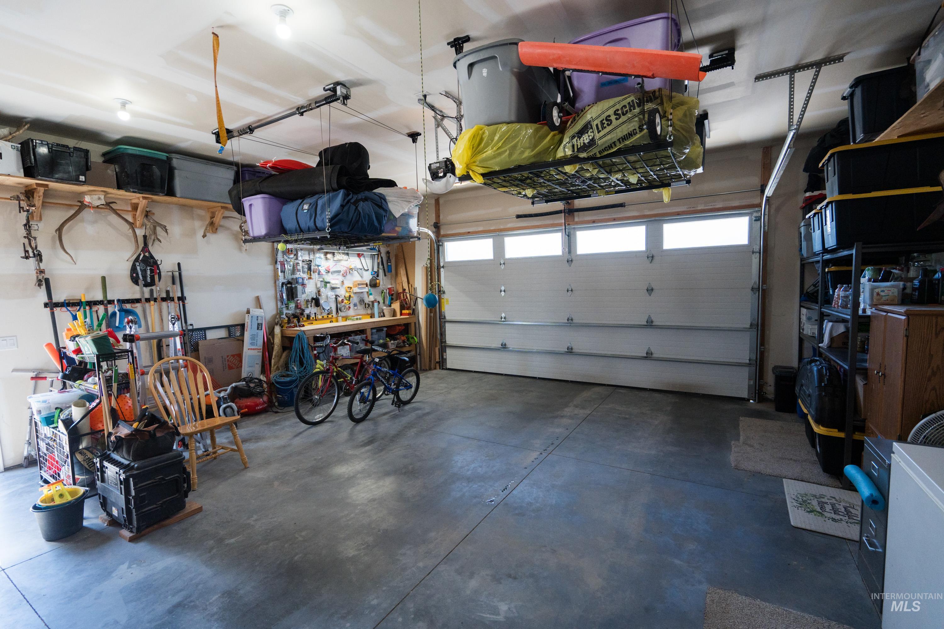 510 W Clark St Property Photo 22