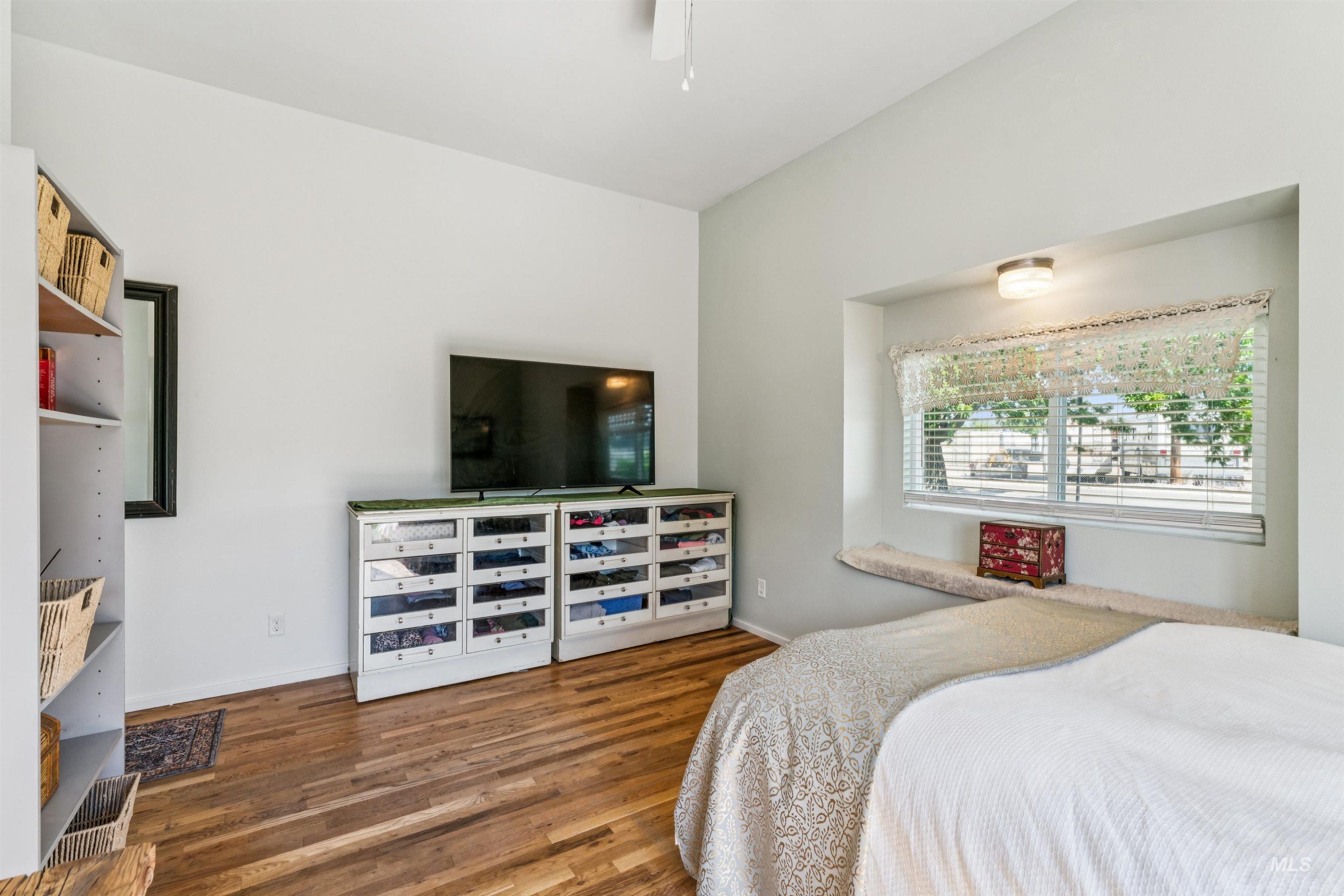 422 Maple Street Property Photo 13
