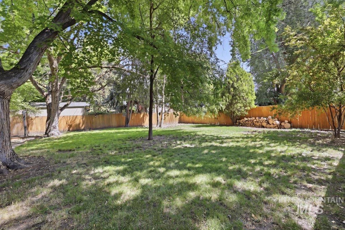 3201 W Bellomy Ln Property Photo 27