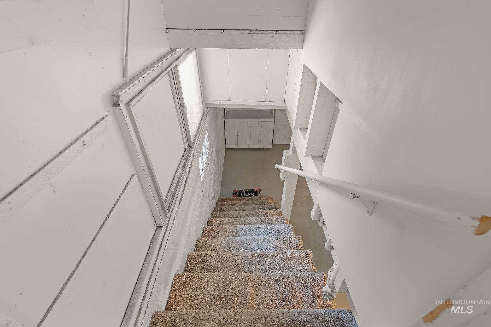 1047 Francis Street Property Photo 27