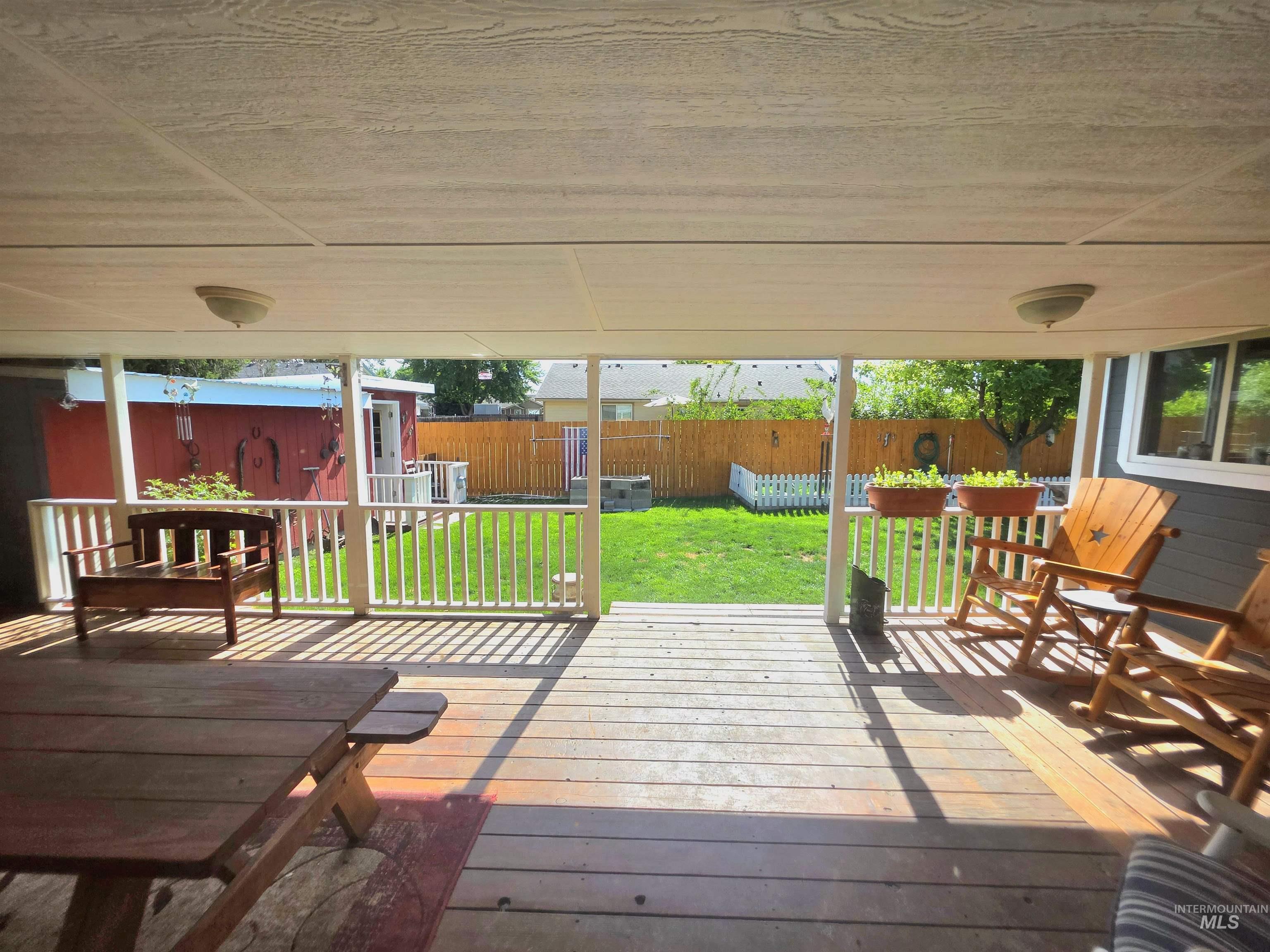 123 S Campbell Ave Property Photo 10