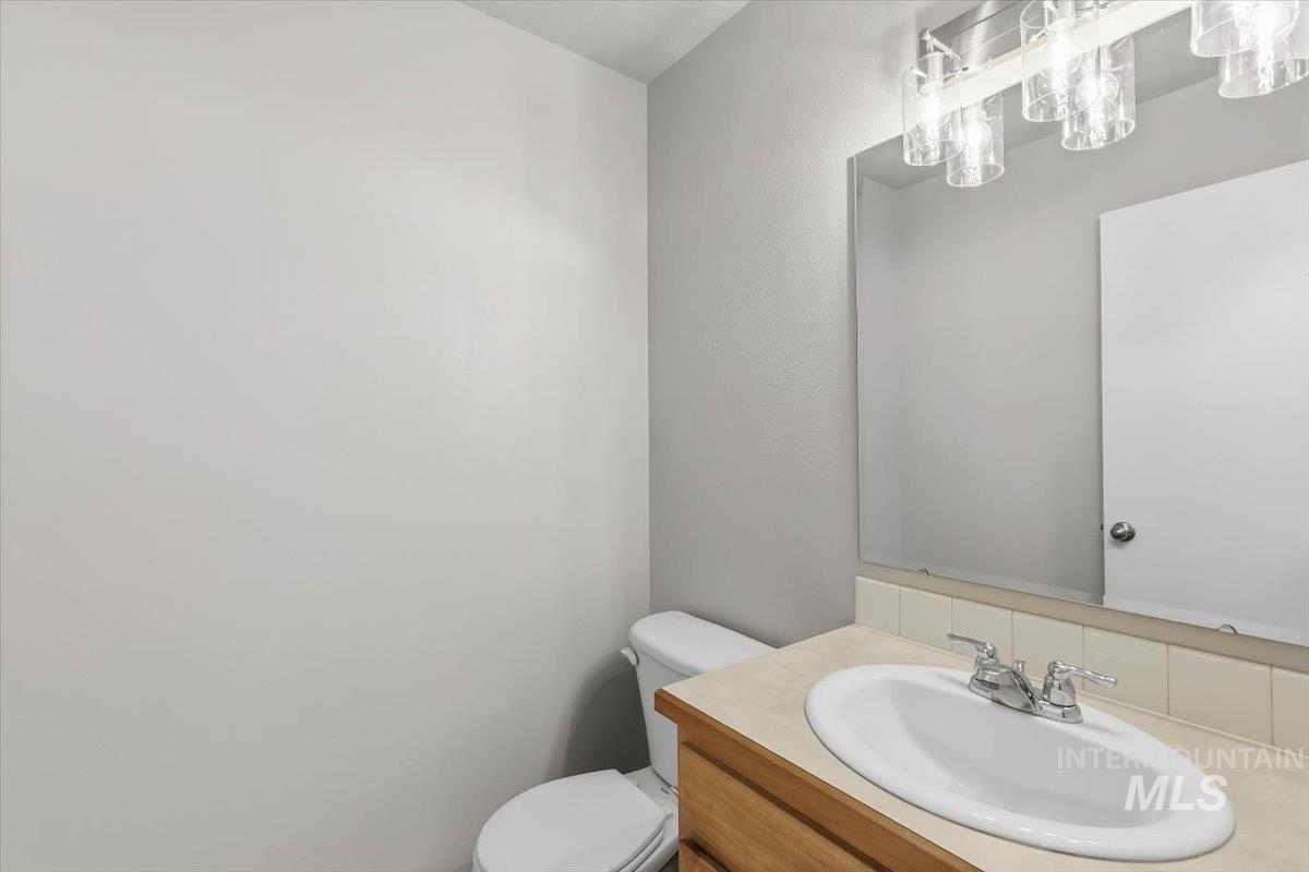17676 N Armstead Ave Property Photo 15