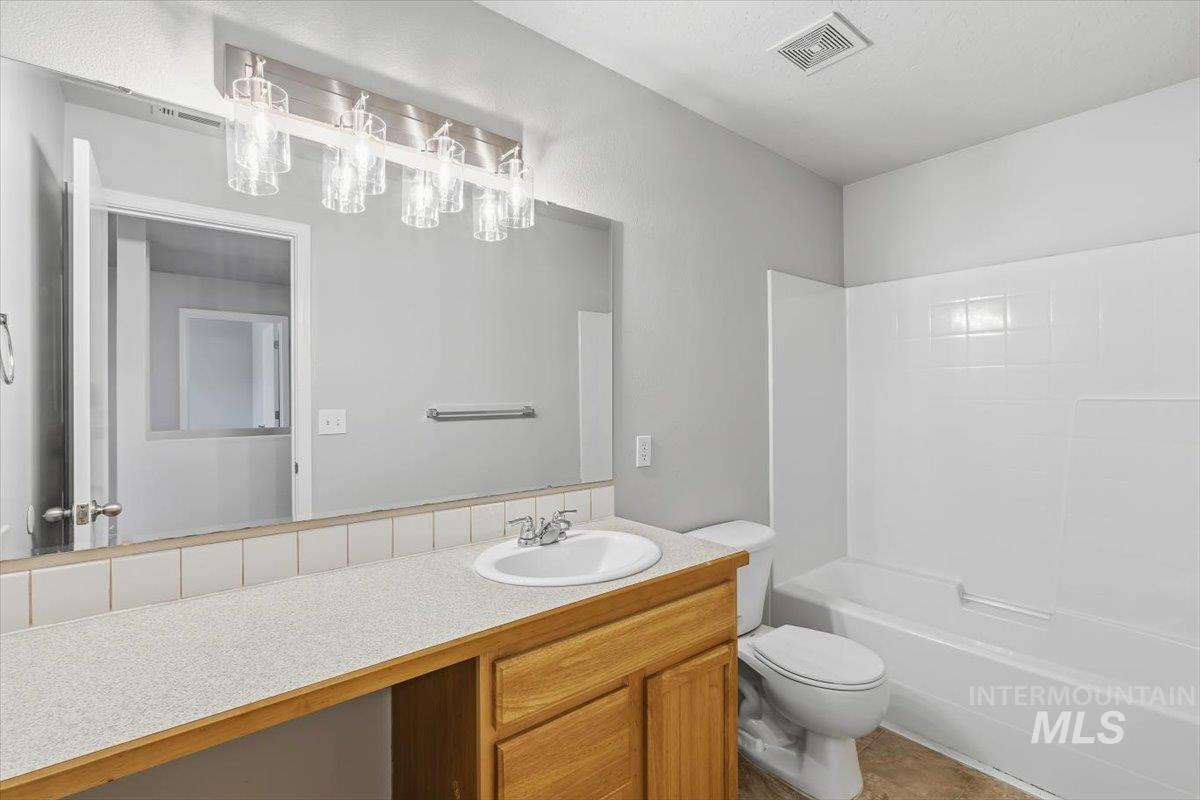 17676 N Armstead Ave Property Photo 26