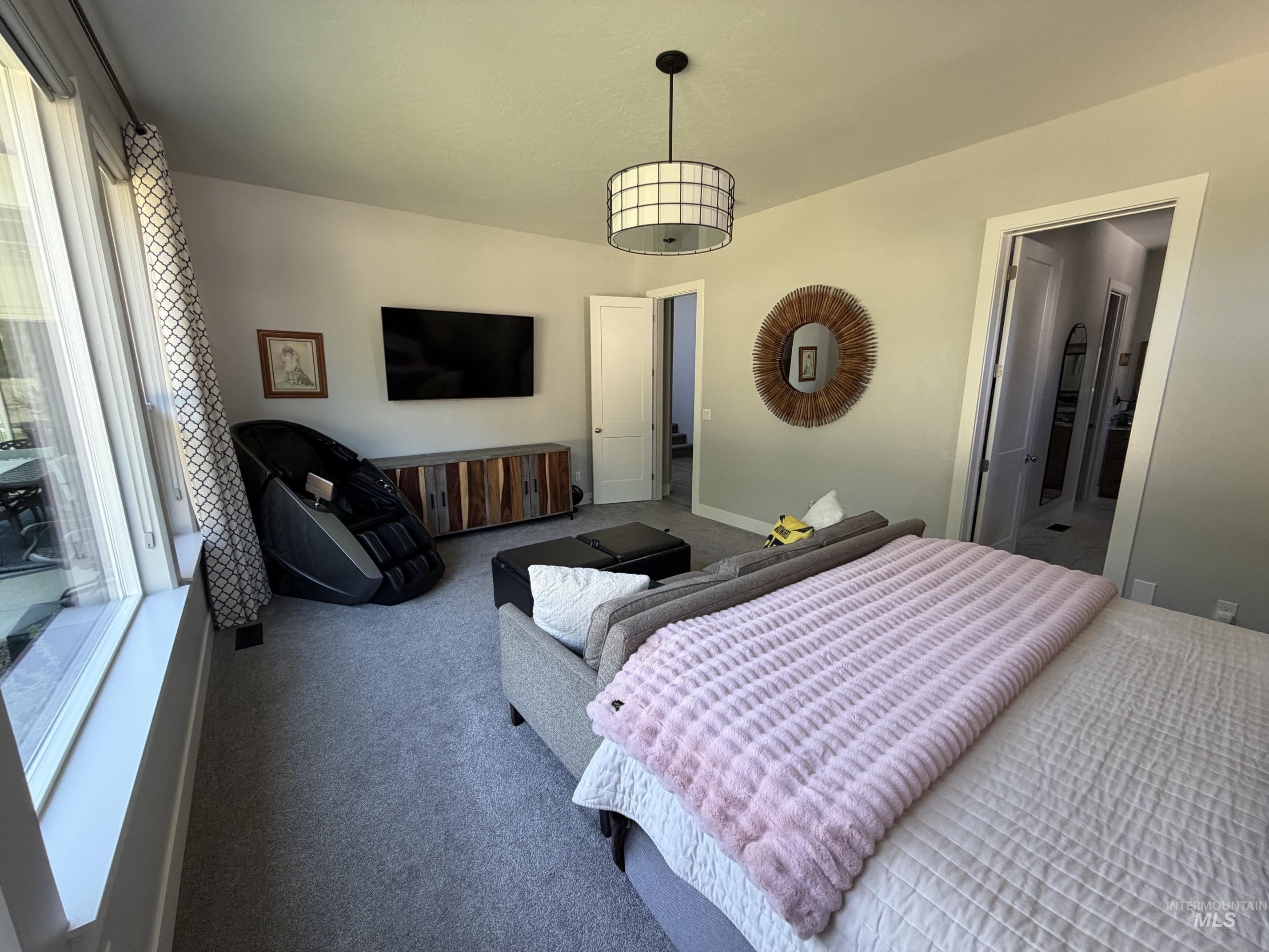 2624 E Lawton Drive Property Photo 11