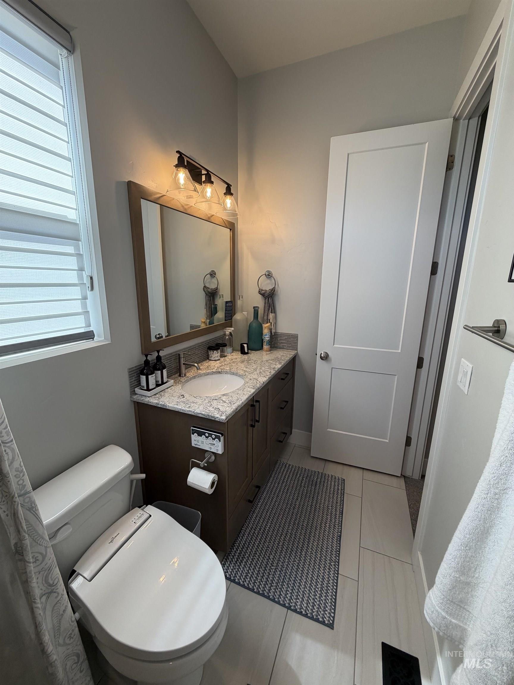 2624 E Lawton Drive Property Photo 29
