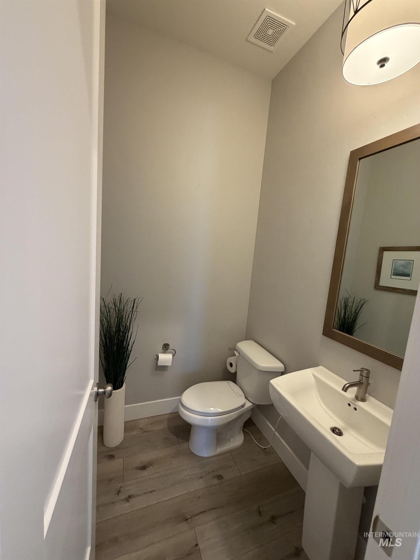 2624 E Lawton Drive Property Photo 34