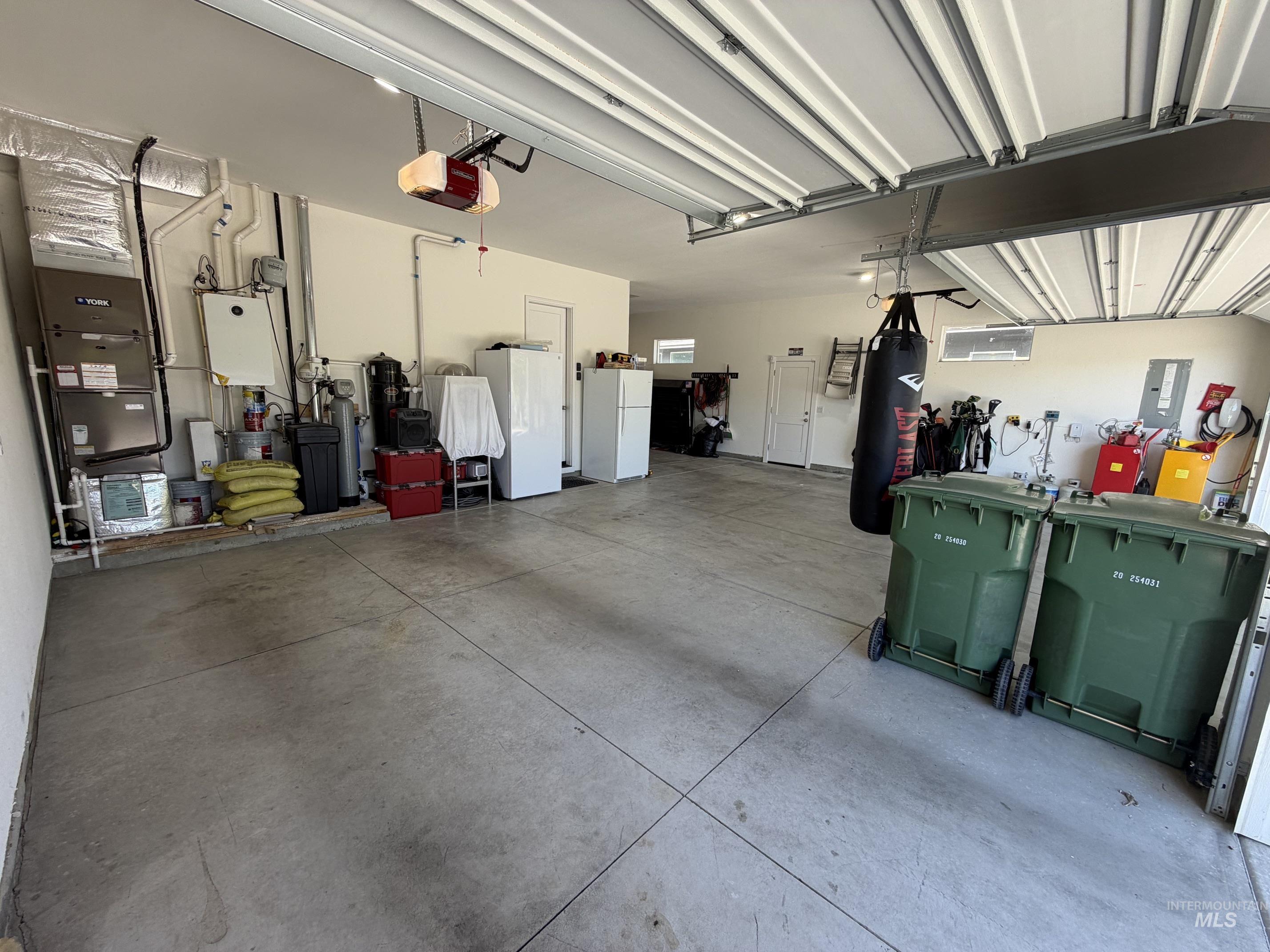 2624 E Lawton Drive Property Photo 37